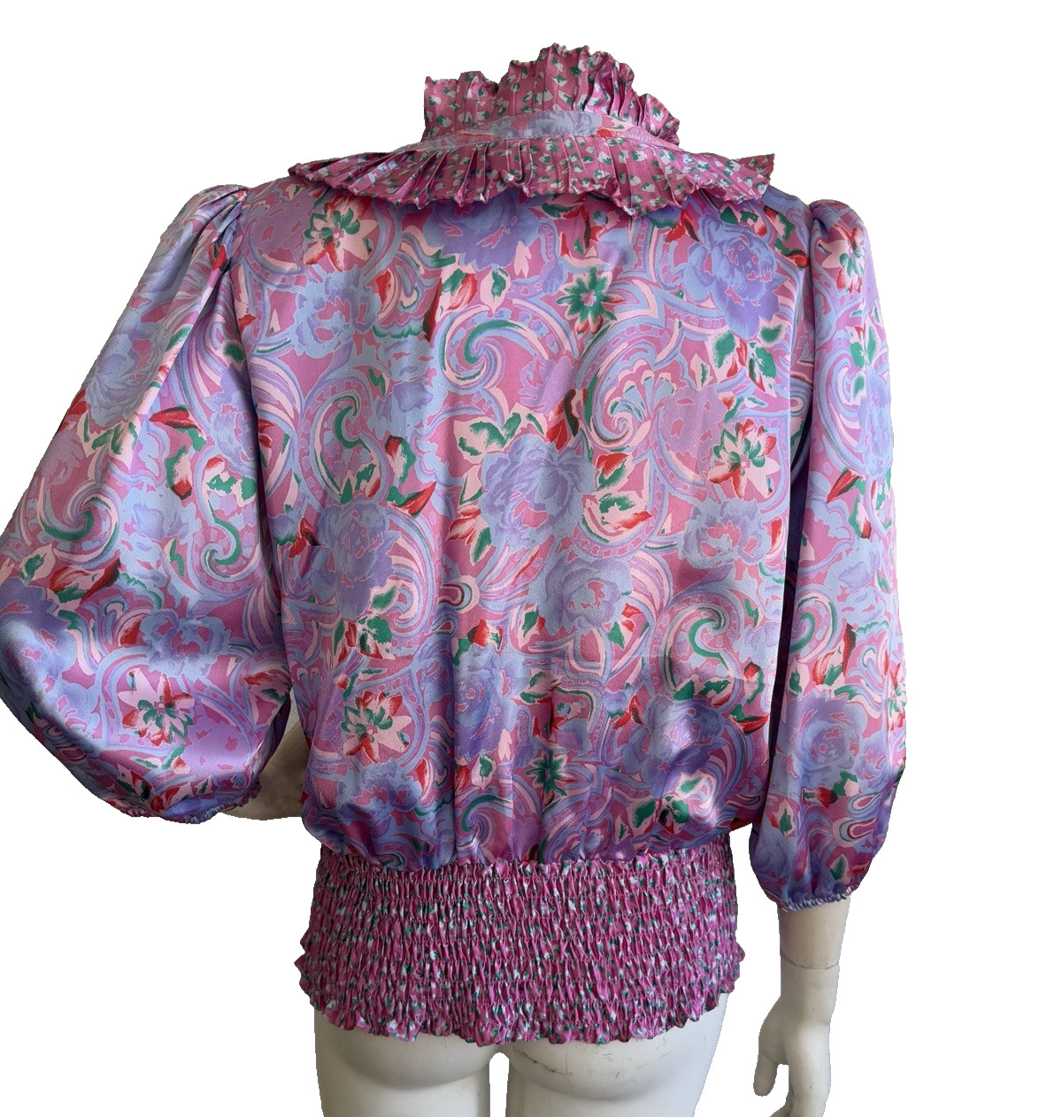 SUSAN FREIS Top VTG Lavender Pink Ruffled Smocked Blouse with tiny flaw Size M