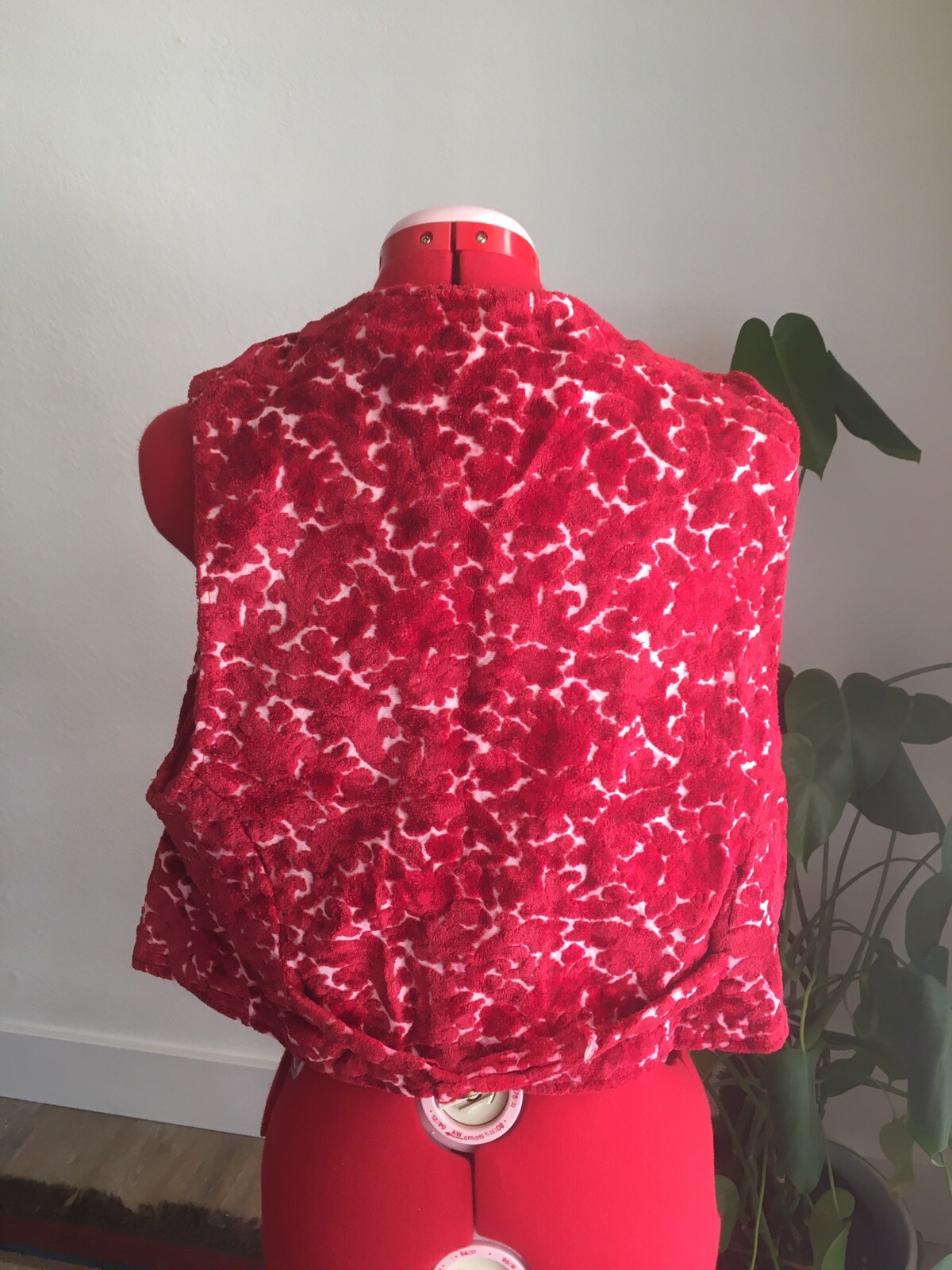 Vtg Carpet Tapestry Vest Floral Print Chenille BoHo Festival Aladdin L XL