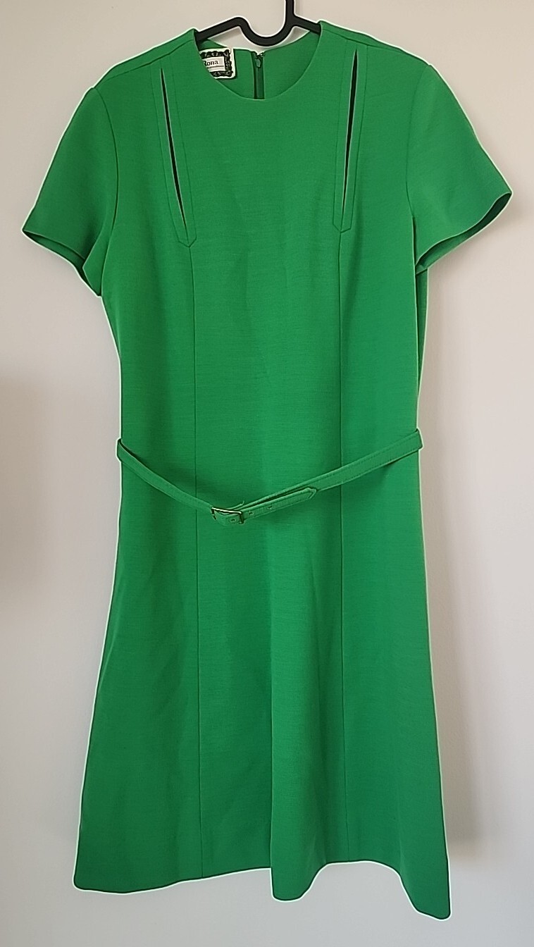 Vintage Rona Green 100% Pure Wool Dress Belted MCM