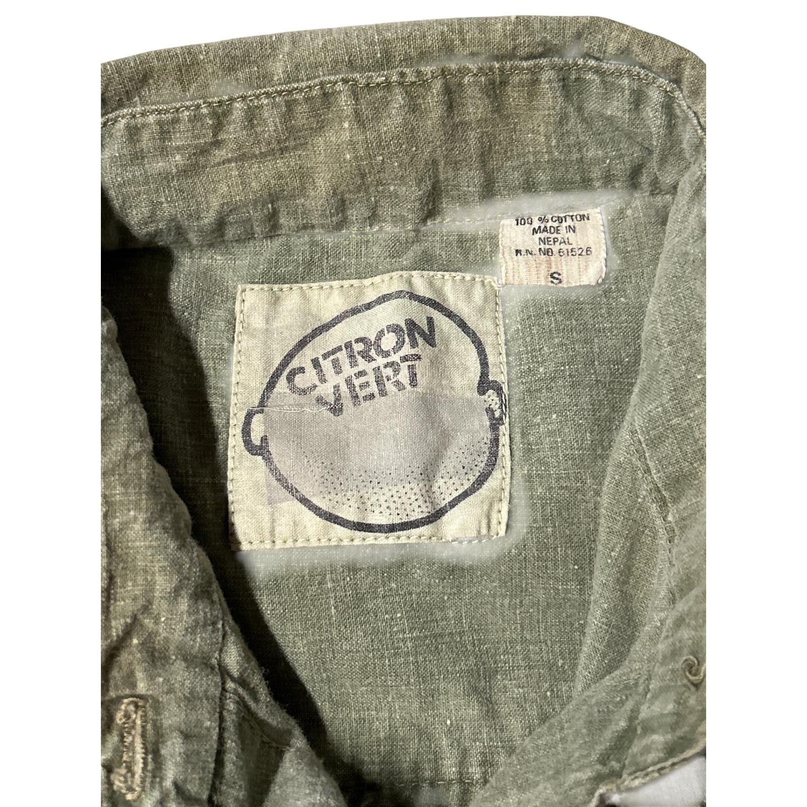 Vintage Y2K Citron Vert Olive Green Long Sleeve Military Look Patches Shirt WS