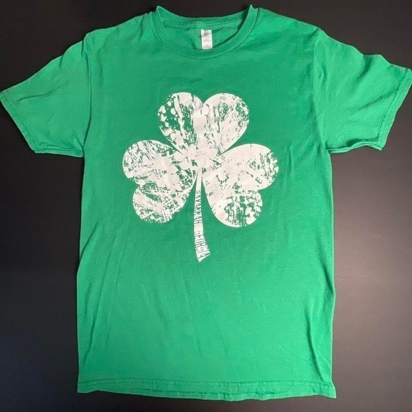 Savannah Georgia Lucky Shirt with clover Small Retro green and white