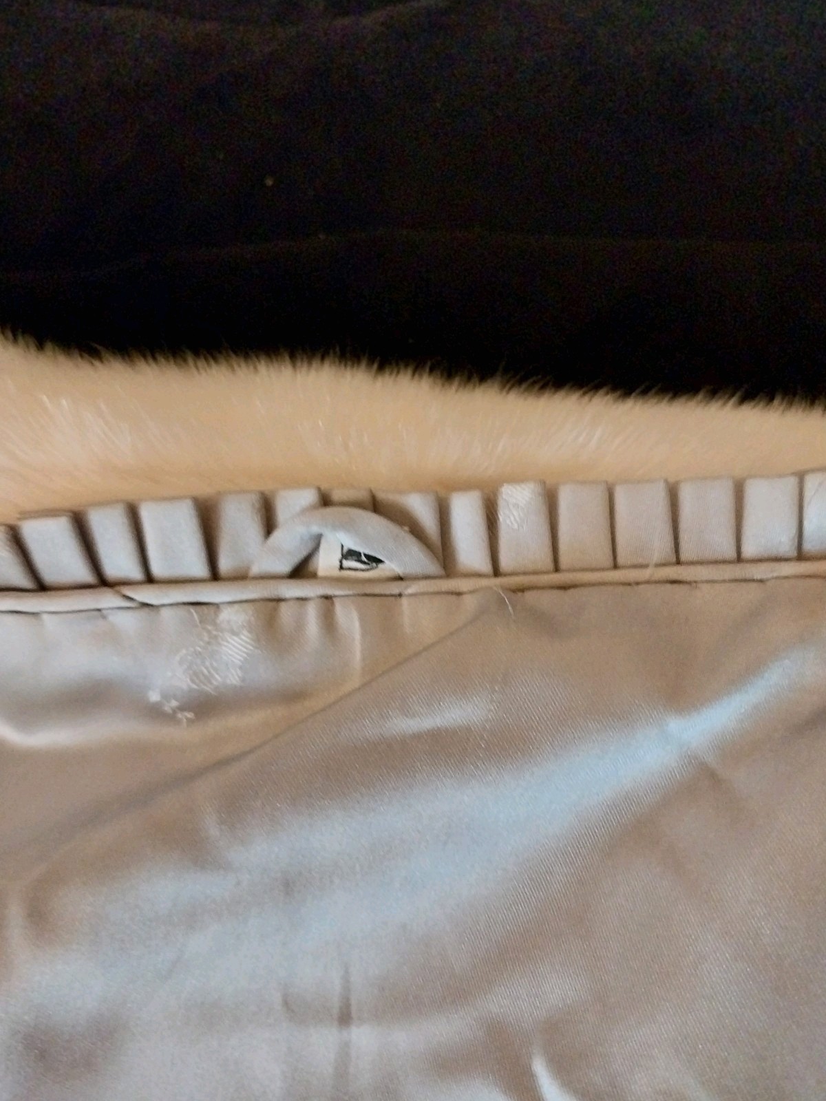 VINTAGE MCM 50’S SWING STYLE MOB WIFE OLD MONEY GREY AND CREAM MINK COAT