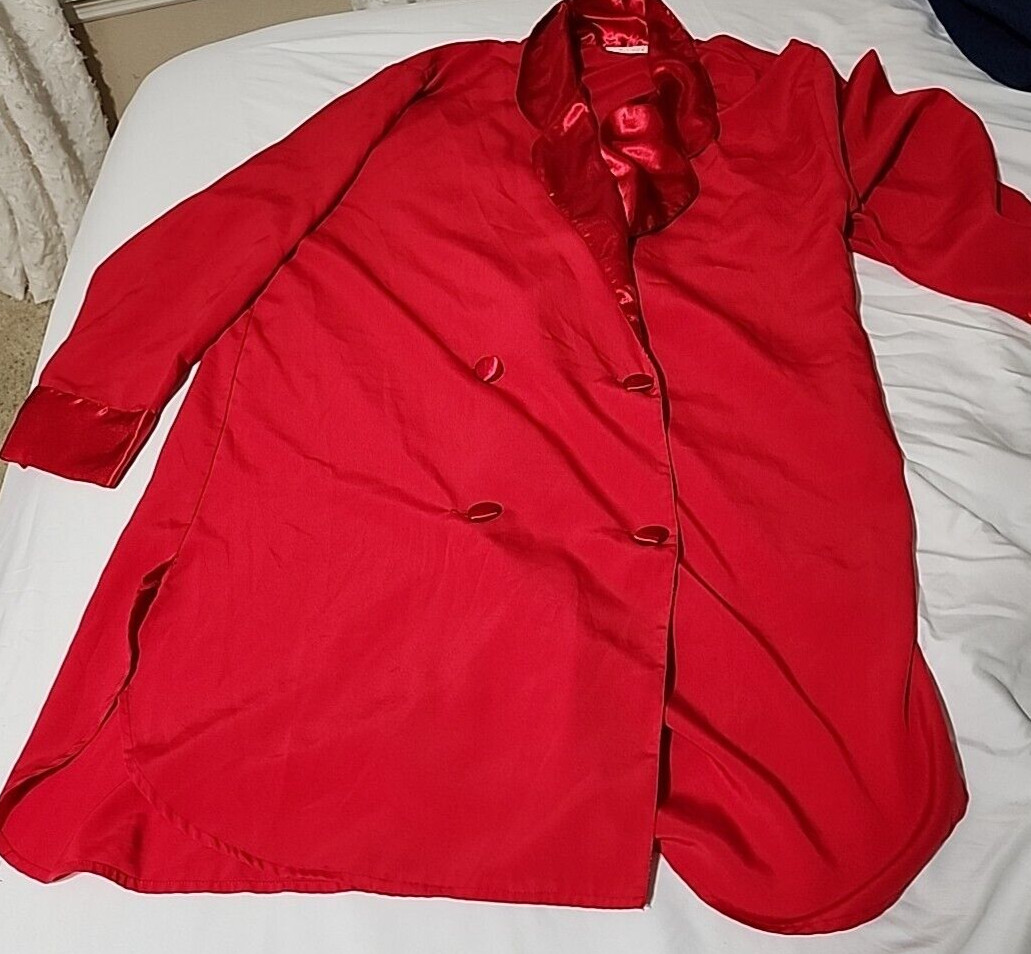 Victoria’s Secret Gold Label Double Breasted Nighty Robe Medium Red w/Satin
