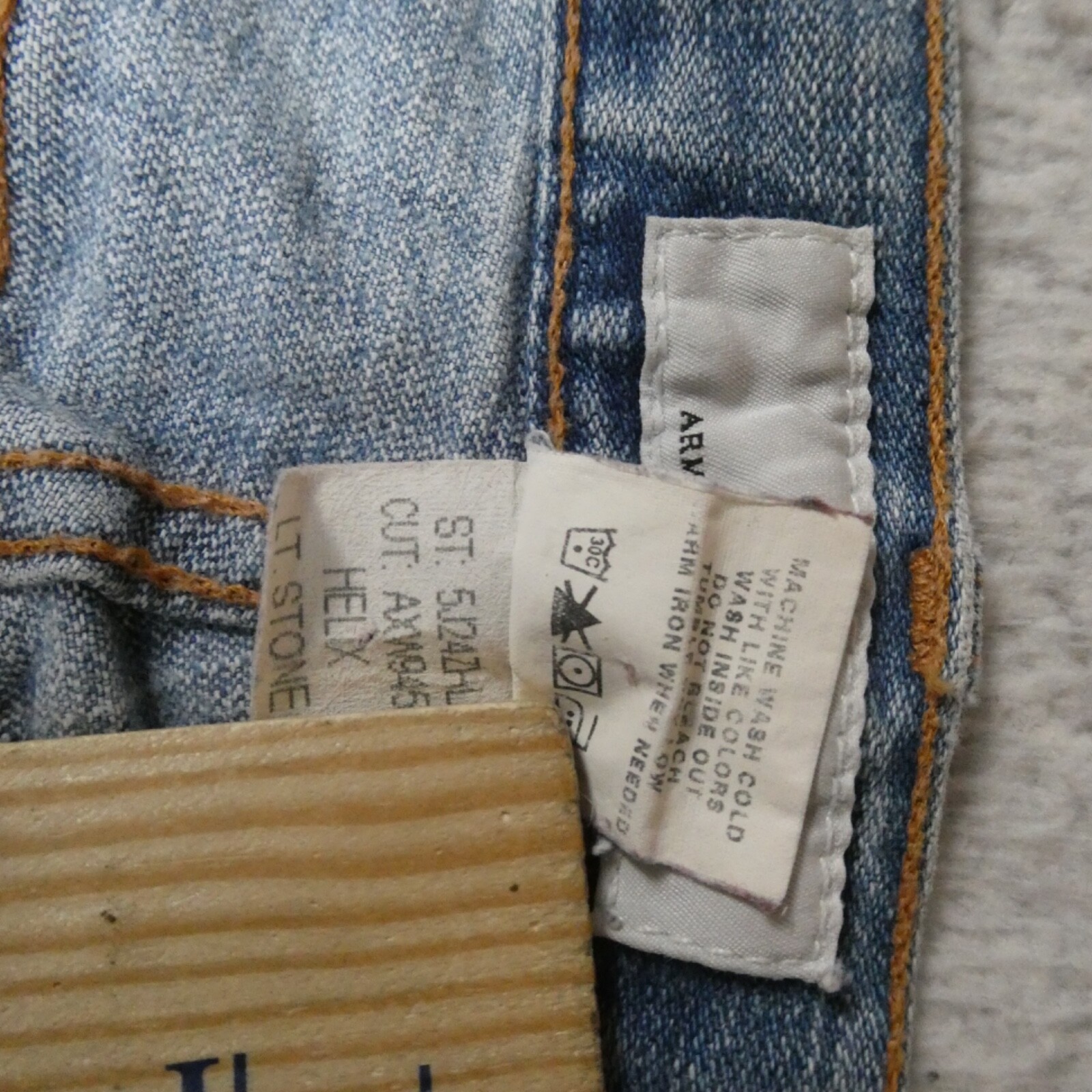 Vintage Armani Exchange Jeans Women Size 8R Light Blue Denim Wash Made in USA
