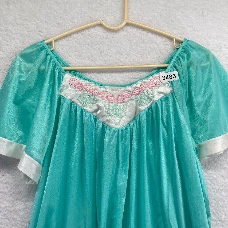Sears Vintage Carriage Court Nightgown Sz XS – Large Teal Blue Nylon Embroidered