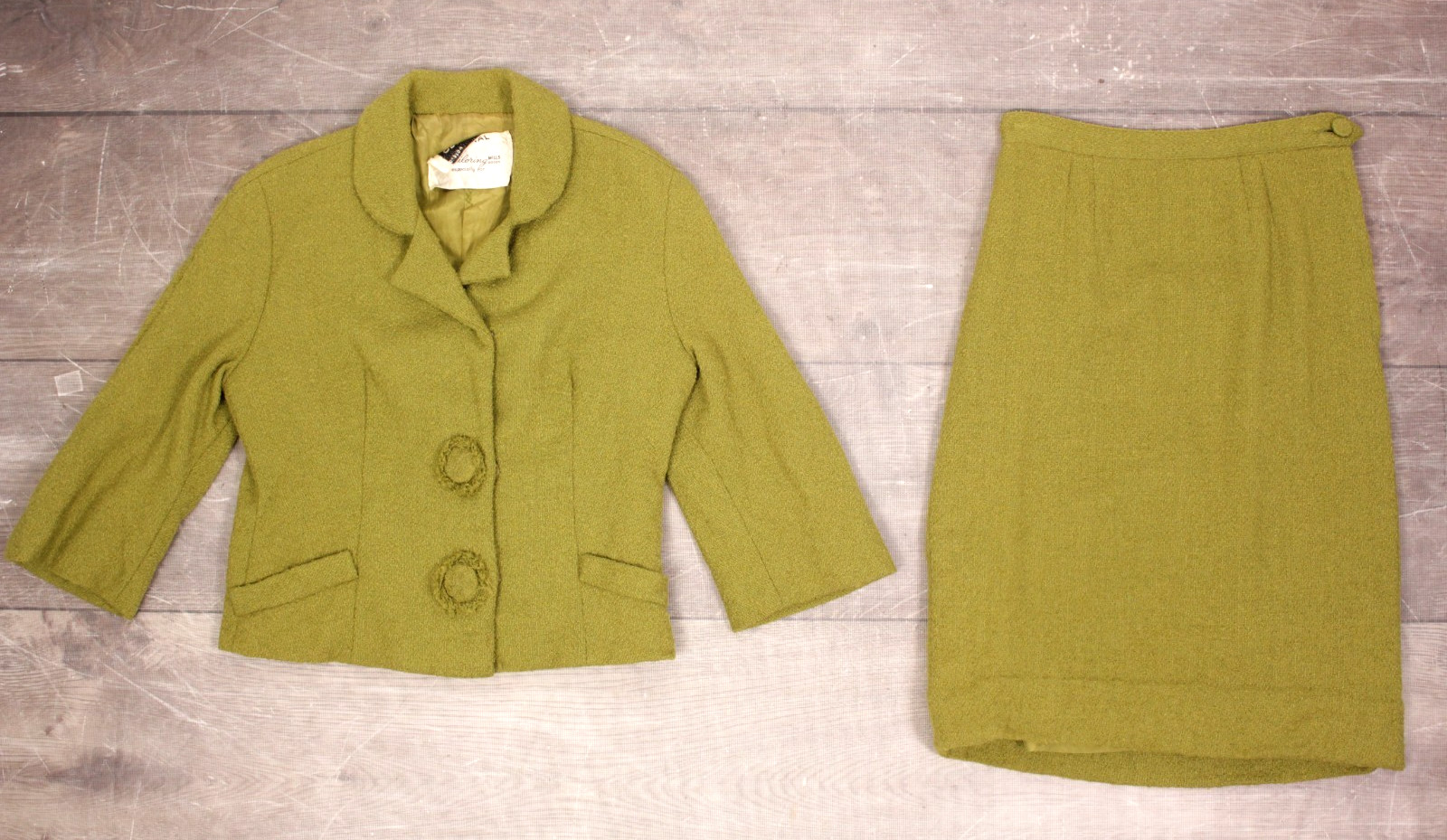 VTG Women’s 50s 2 Pc Chartreuse Wool Dress Suit XS/S 1950s Utah Tailoring Mills