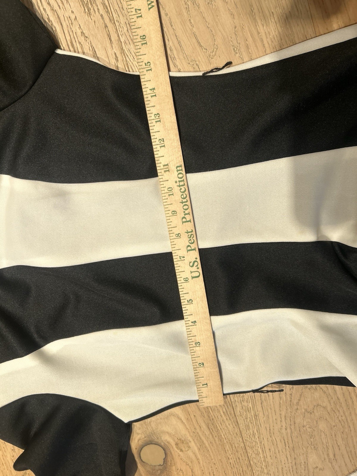 Vintage 1970’s Dress Women’s Black Midi Short Sleeve Mod Everyday Casual