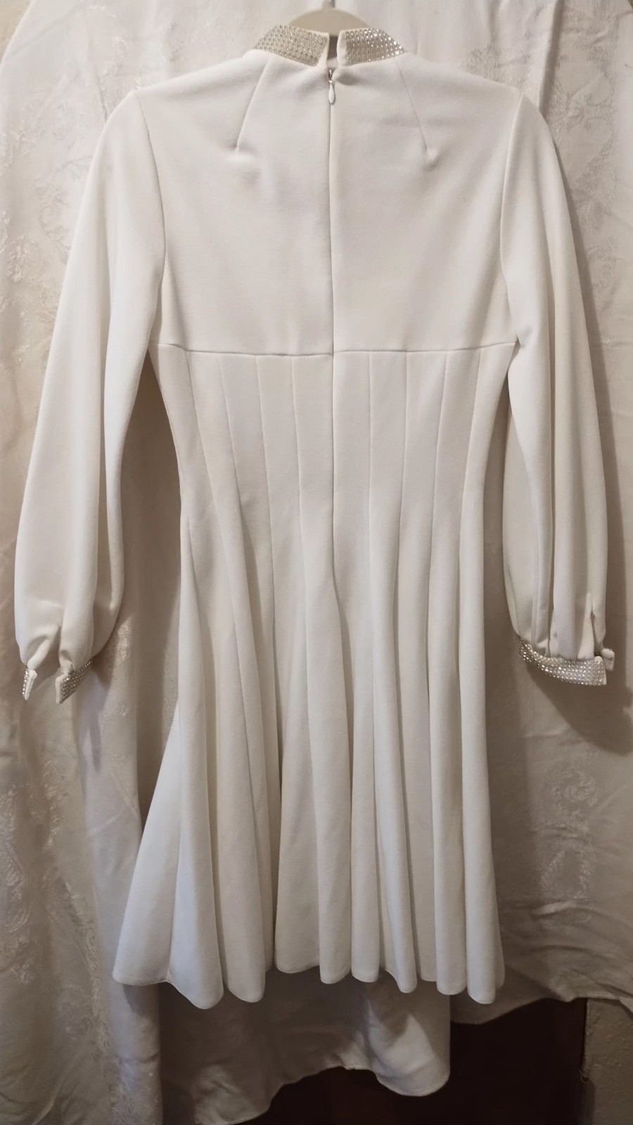 Chic L. 60s Alfred Werber Slinky Poly Cocktail Dress W/Rhinestone Details – S/M