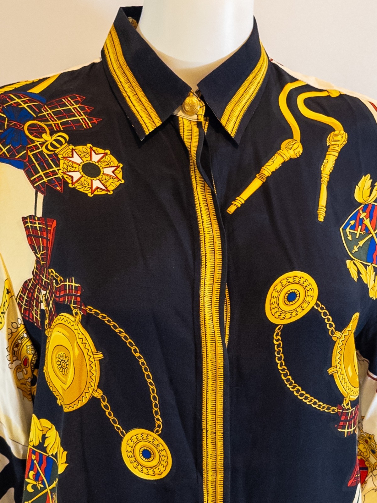 Vintage Mondi Scottish Themed Black and Gold Blouse – Large