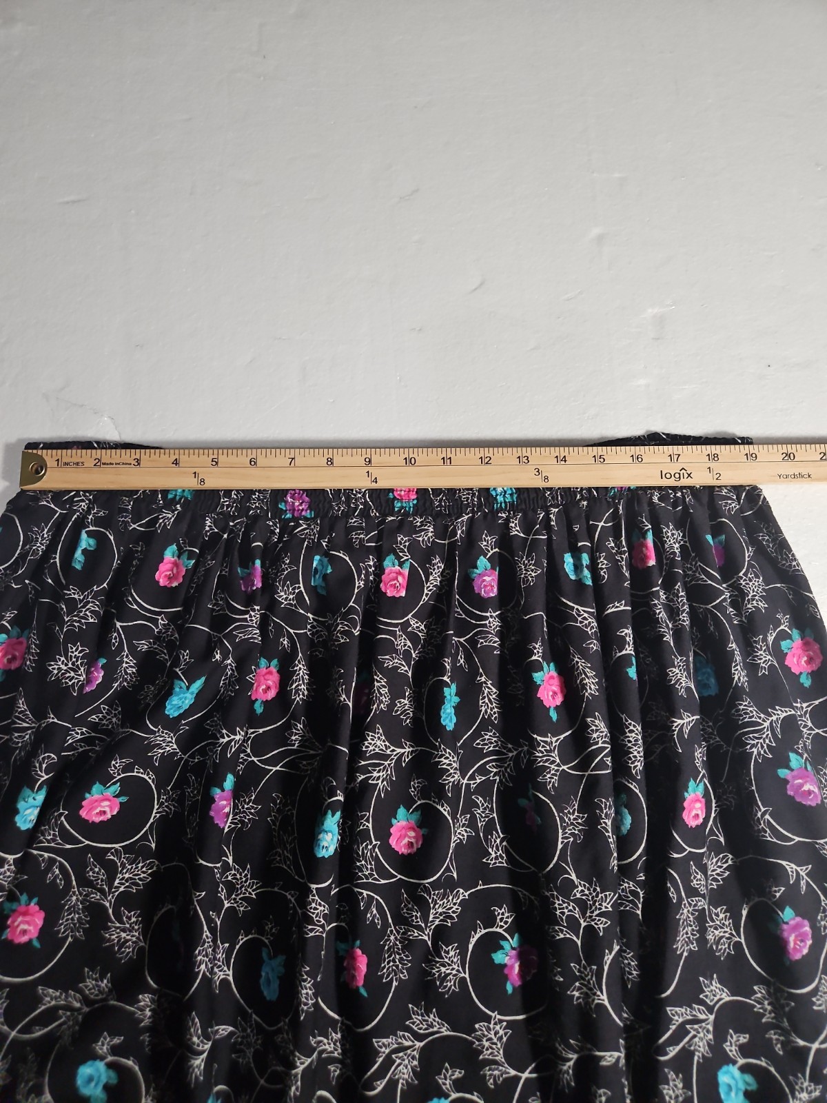 Vintage California Connection Inc Size 20/34 Black Maxi Skirt Floral