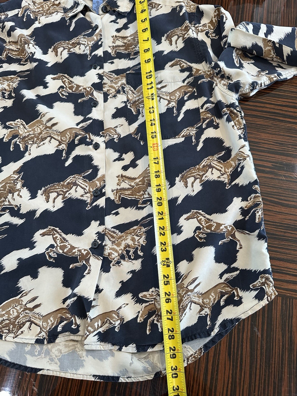 VTG 100% Silk Horse Theme Button Down Shirt Sz M By Cambridge Dry Goods Co
