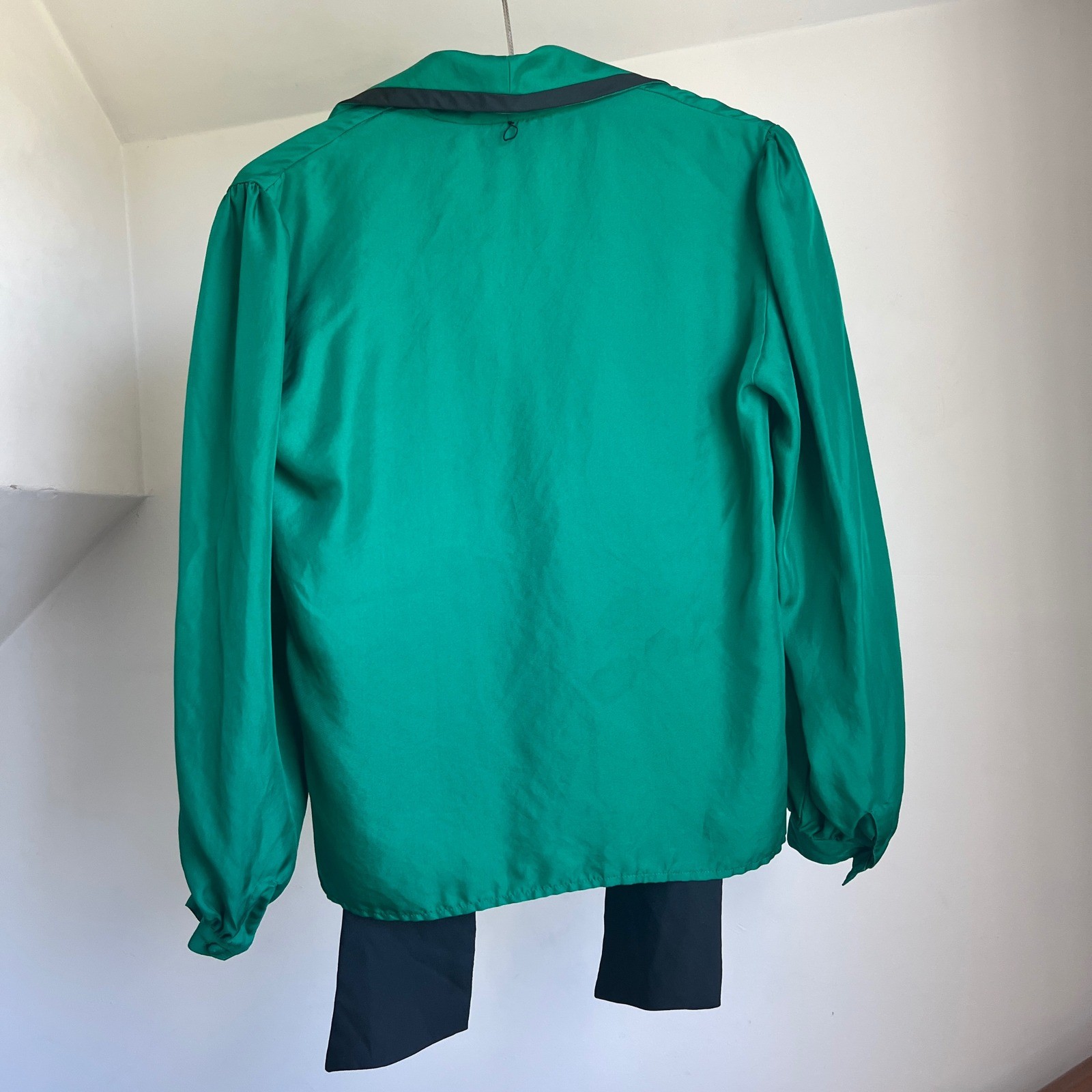 Vintage Frank Young Silk Blouse Emerald Green Scarf Tie Button Up 80s Frenchgirl