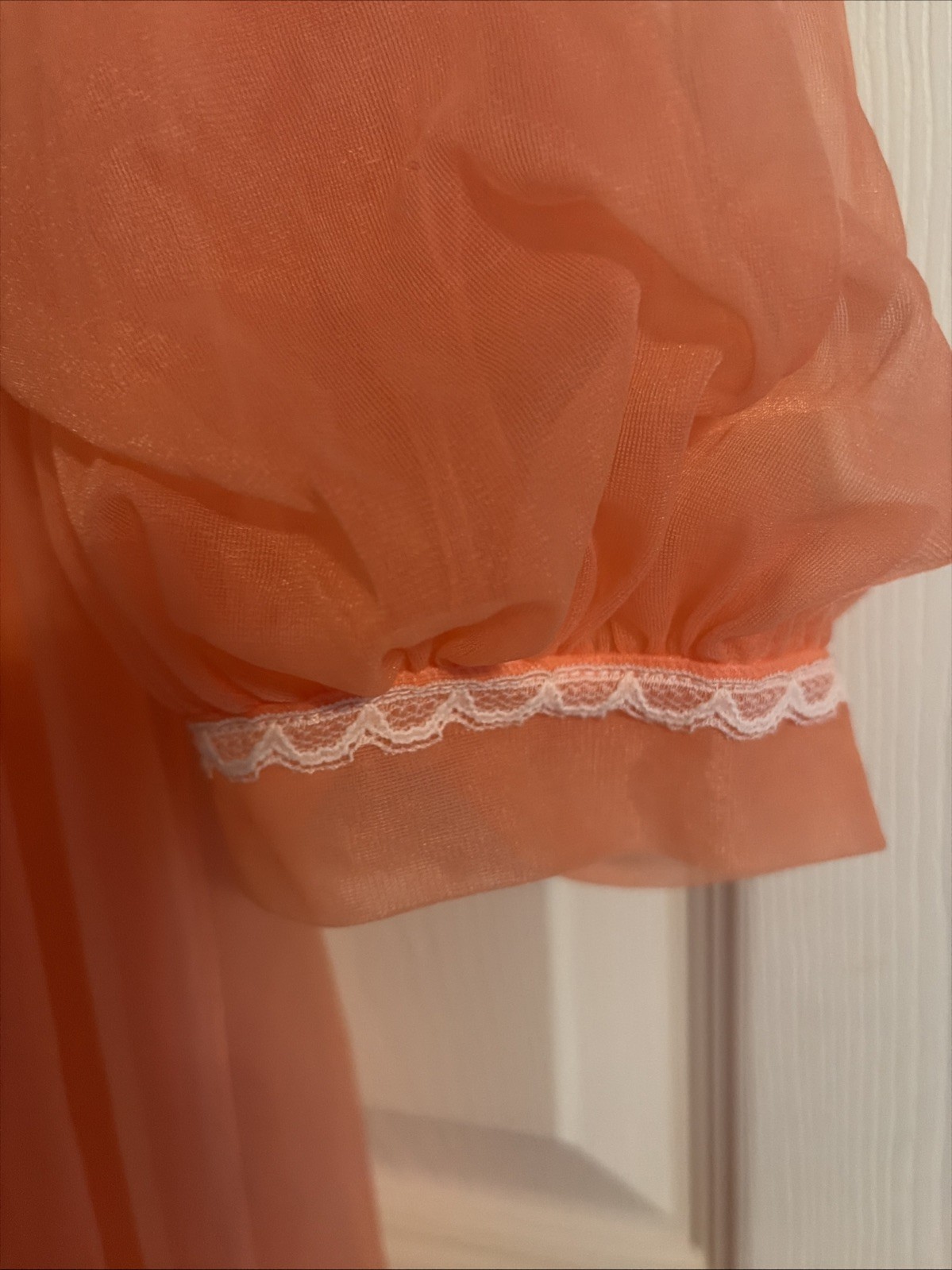 Vtg LISETTE Lingerie Sheer Nylon Chiffon Peignoir Robe Small Coral