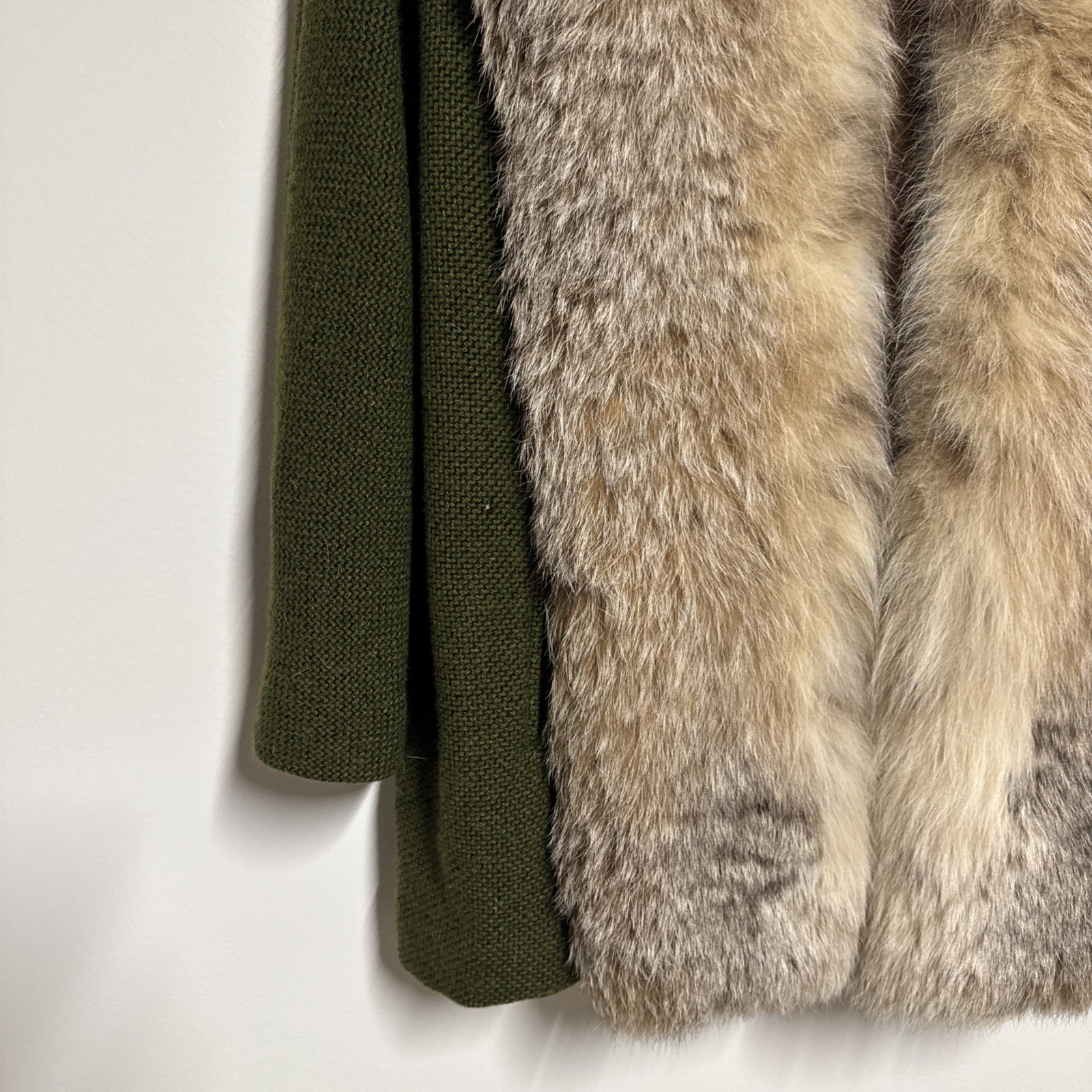 Vintage NEIMAN MARCUS Hunter Green Wool/Fur Collar Coat Lined Women’s