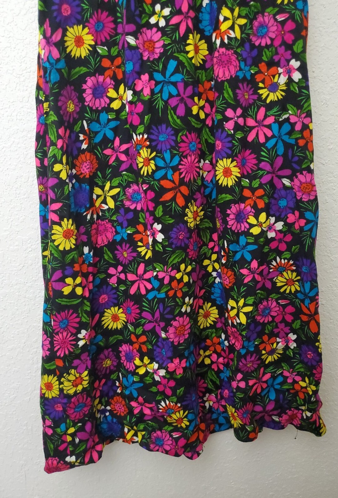 VTG 70s Maxi Dress Womens Short Sleeves Black Colorful Vibrant Floral Zipper