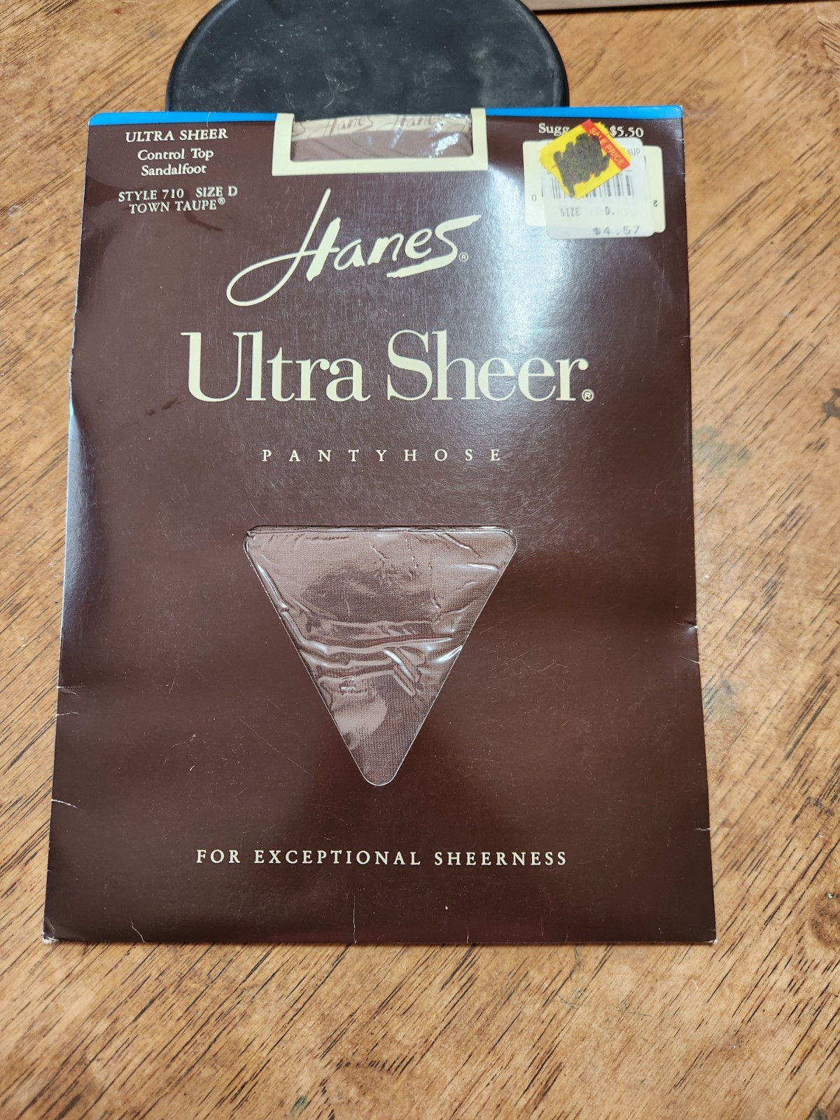 Hanes Ultra Sheer Pantyhose Control Top Sandalfoot Size D Town Taupe Style 710