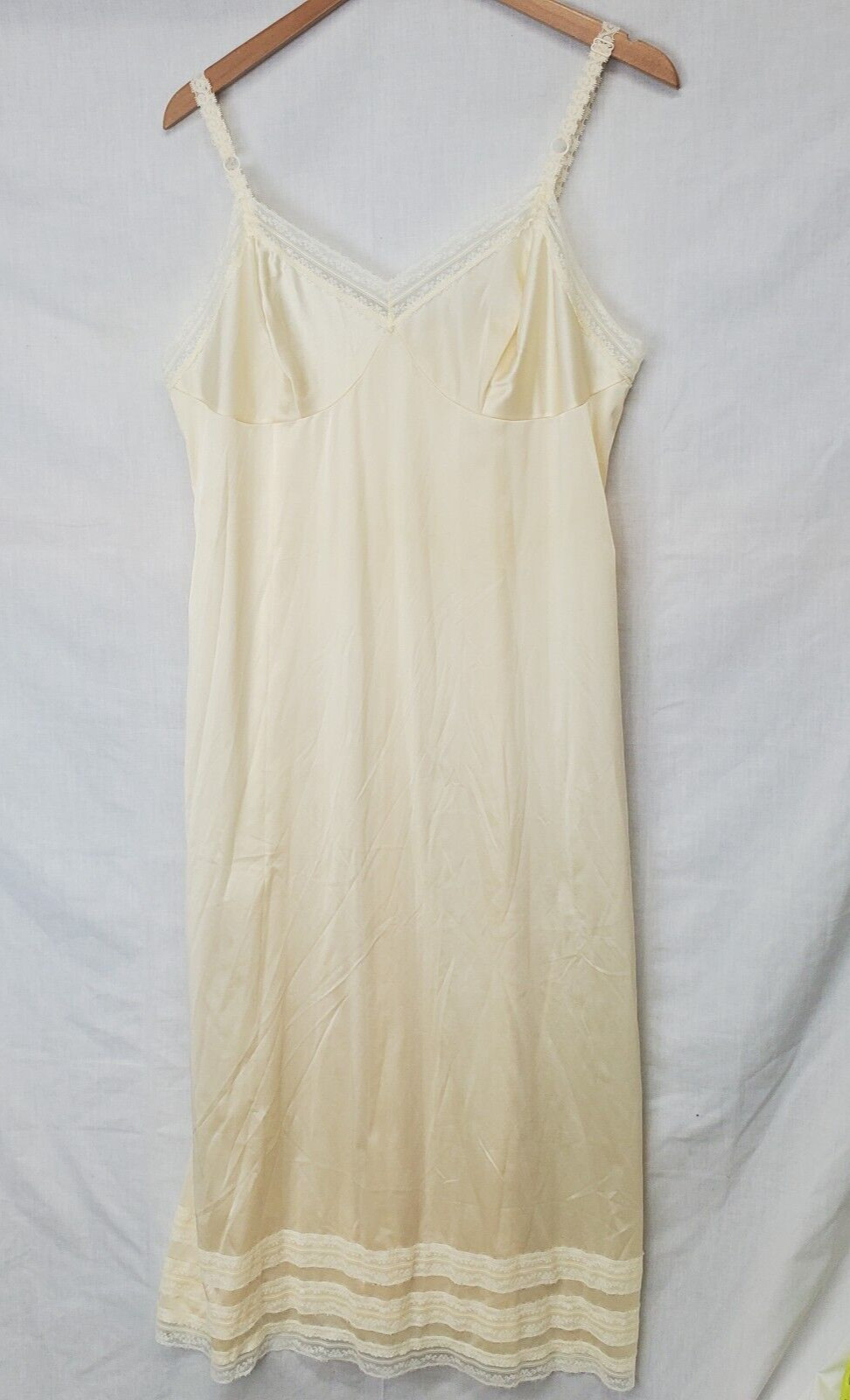 Vtg Jenelle of California Slip Dress Long Size 42 Nylon Sleeveless Lacy Cream