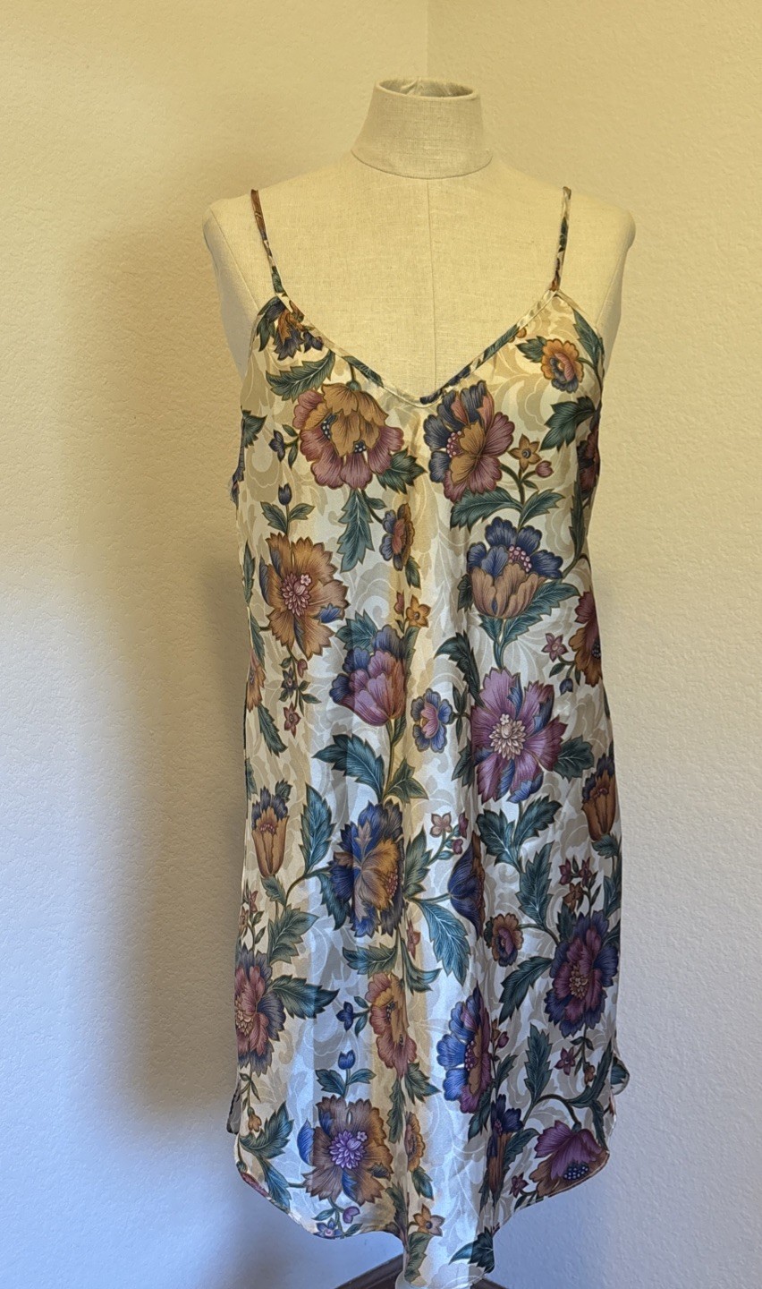 Dentelle Vintage Y2K 90s Floral Sz Large nightie Made in USA 13