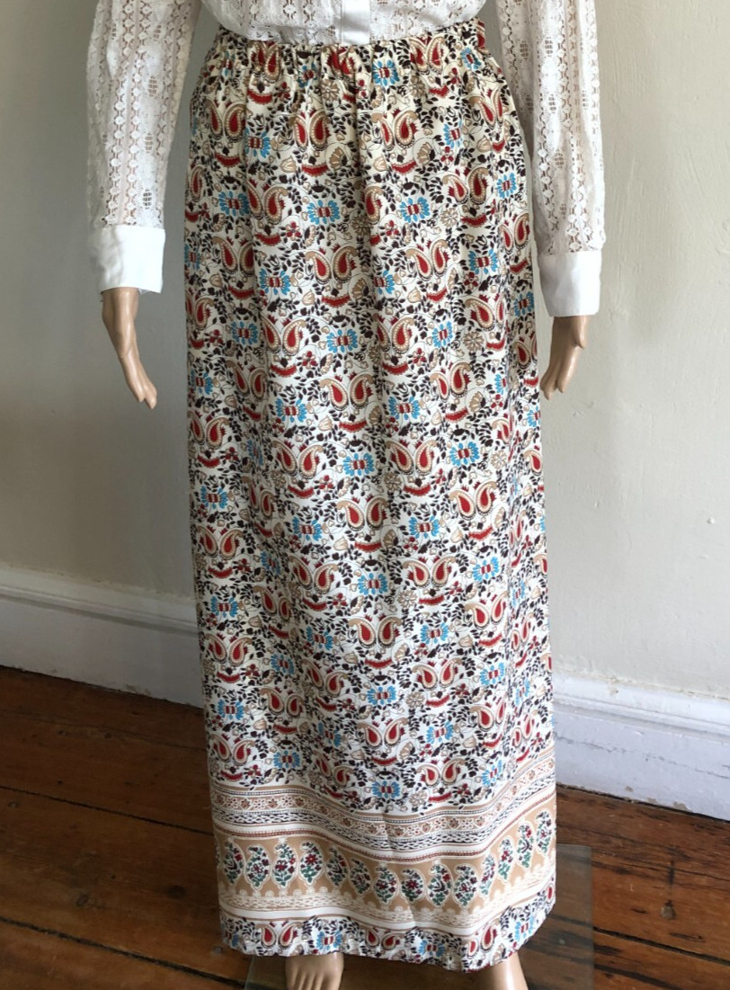 vtg 1970s COPLEY SQUARE Ltd Pull On Maxi Skirt Waist fits 25″-31″ Satin Paisley