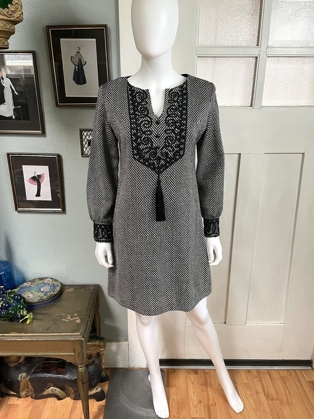 Vintage 60s Small/Med California Charmer black and white herringbone shift Dress