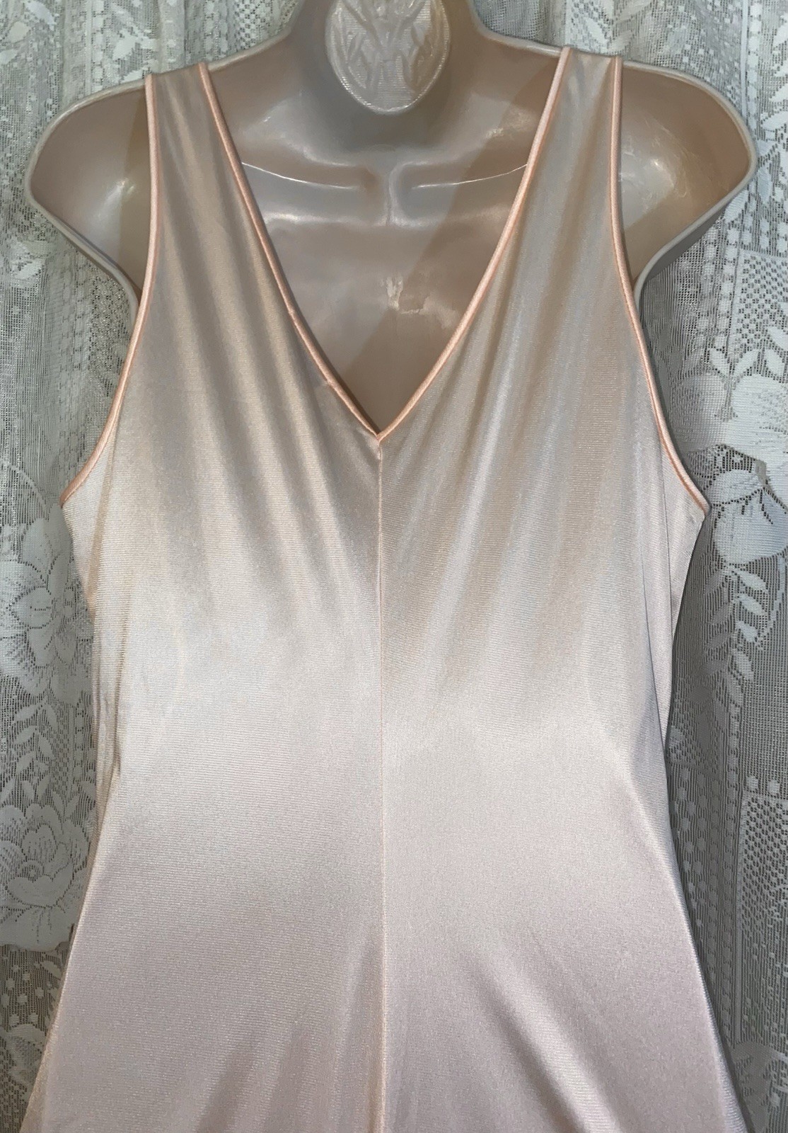 VTG M L Sweet PEACH VANITY FAIR Nylon Peignoir Robe Nightgown Negligee Gown Set