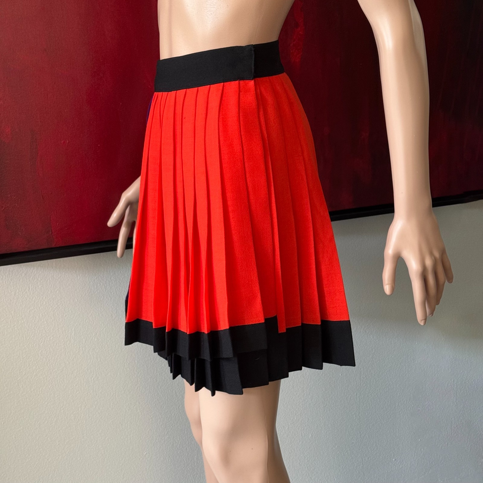 GIANNI VERSACE pleated wool wrap skirt size 42 from F/W 1991/92