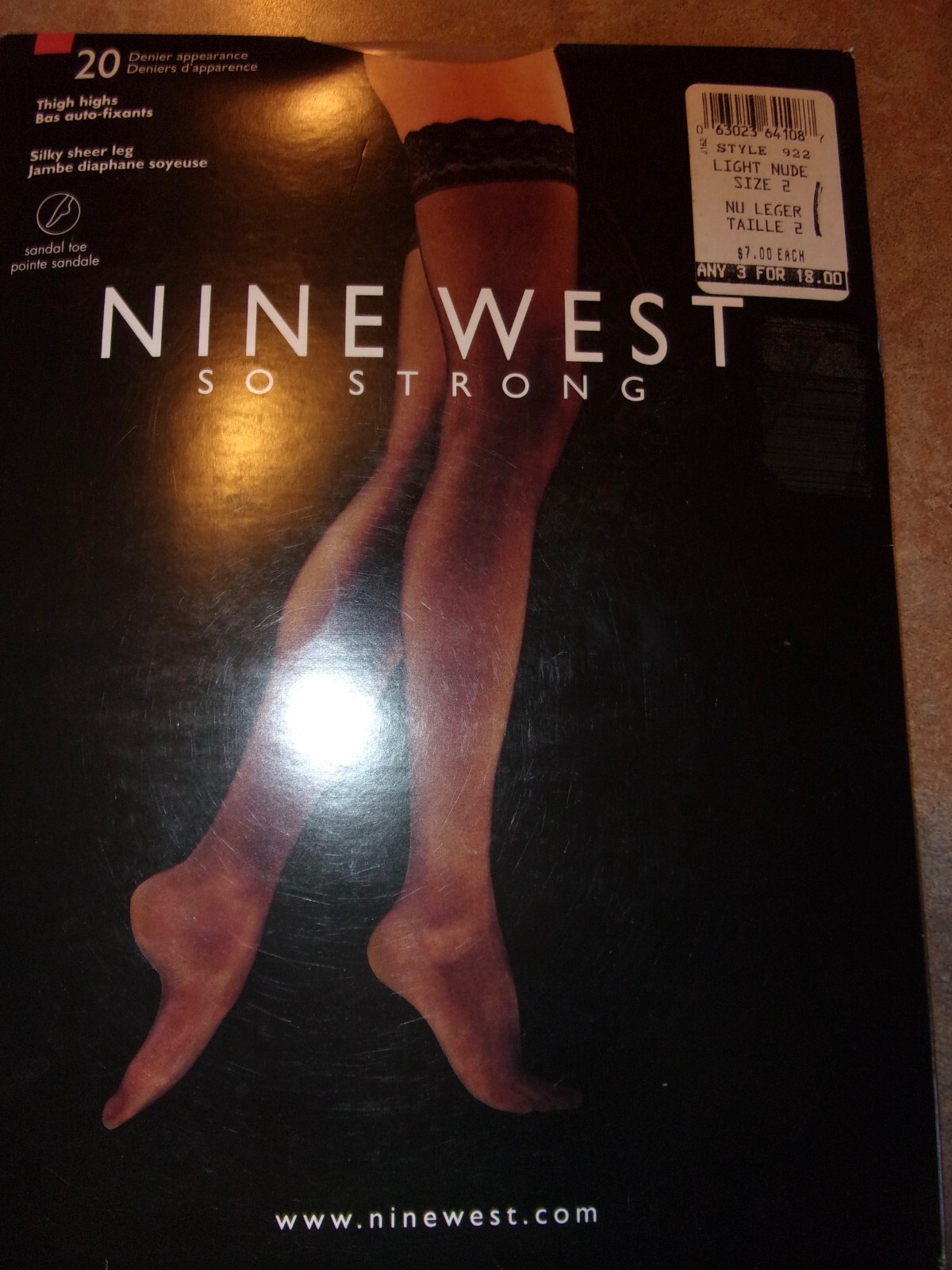 Nine West Lace Top Silky Thigh High Light Nude Seamless Nylon Stockings SZ 2