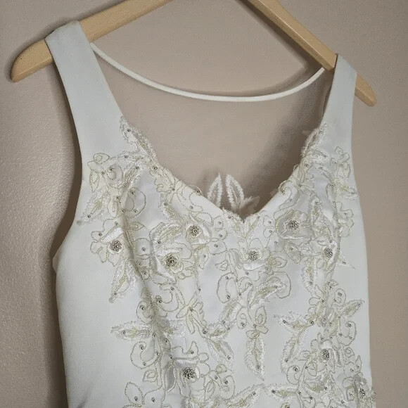 Moda Bella Vintage Off White Embroidered Gold Wedding Dress Gown with Train