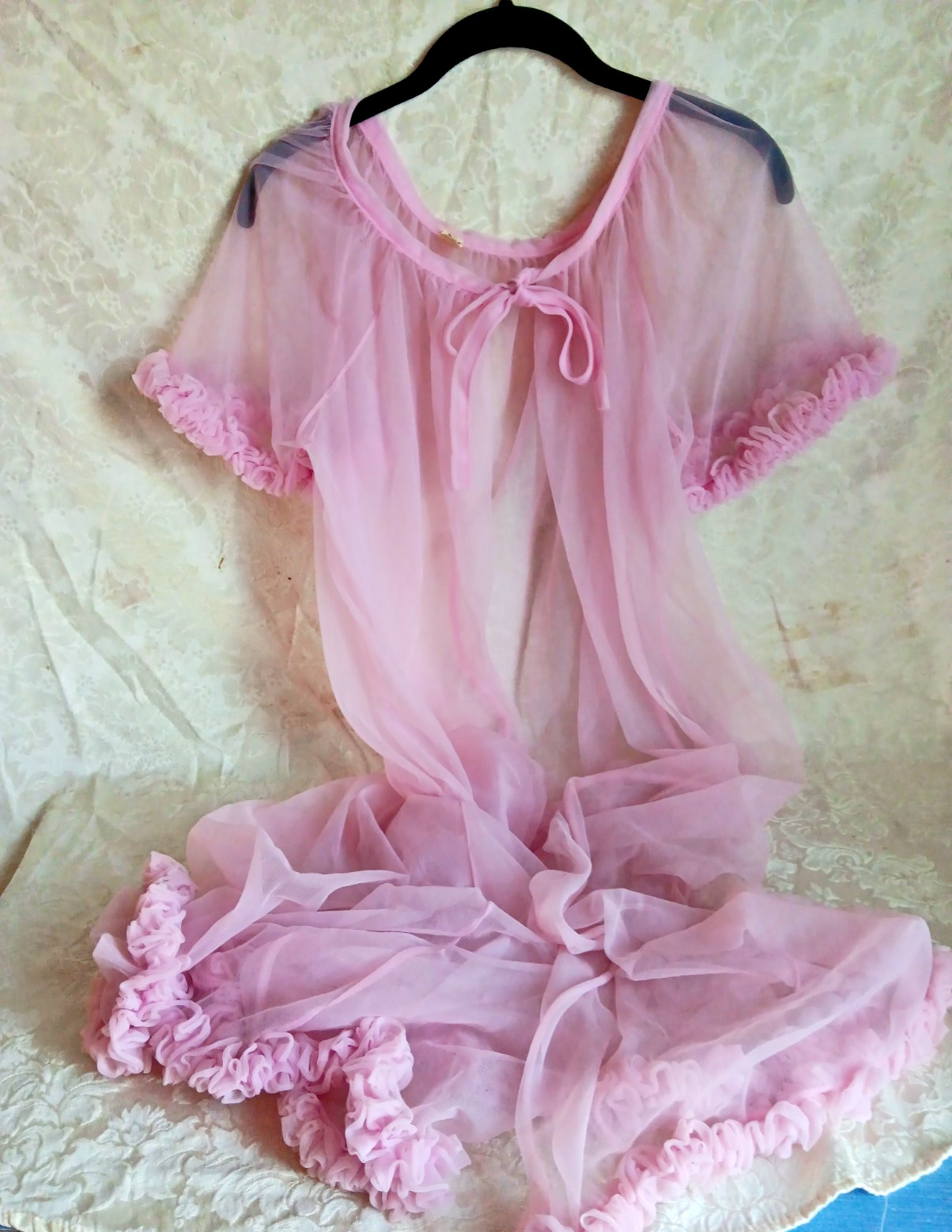 Vintage 100% Nylon Baby Doll Peignoir Pink Ruffles Sleeve & Hem, Size L