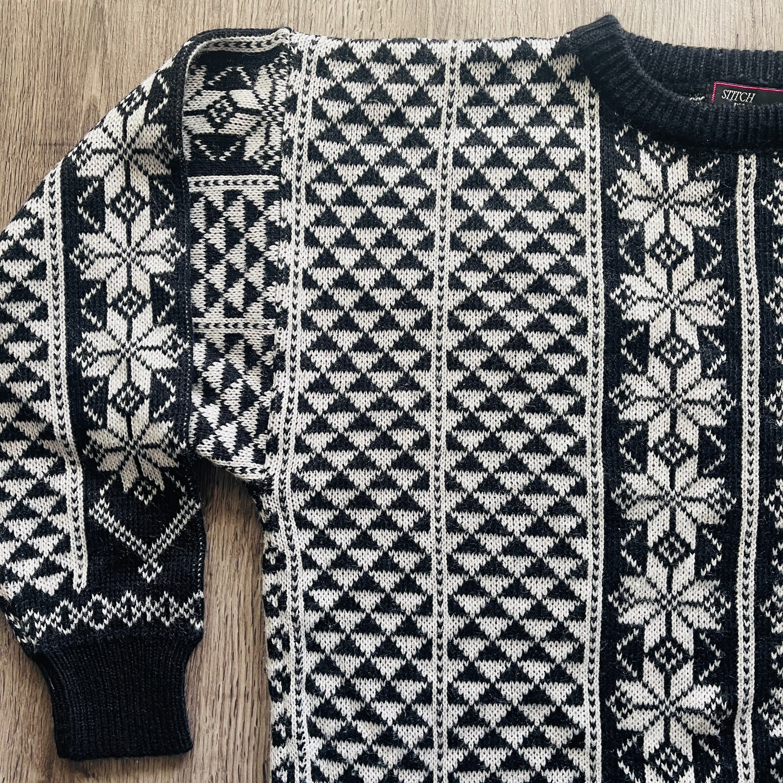 VTG 80s Stitch by Stitch Black White Geometric Snowflake CottageCore Sweater Med