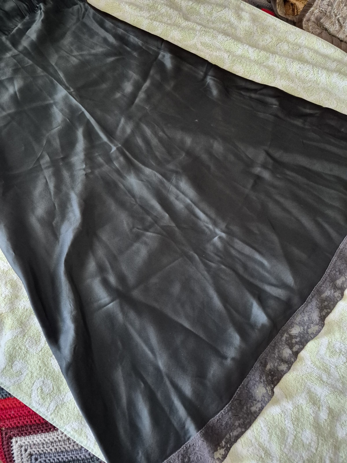 Vintage FISCHER Satin Rayon Full Slip Size 32 Pre-owned