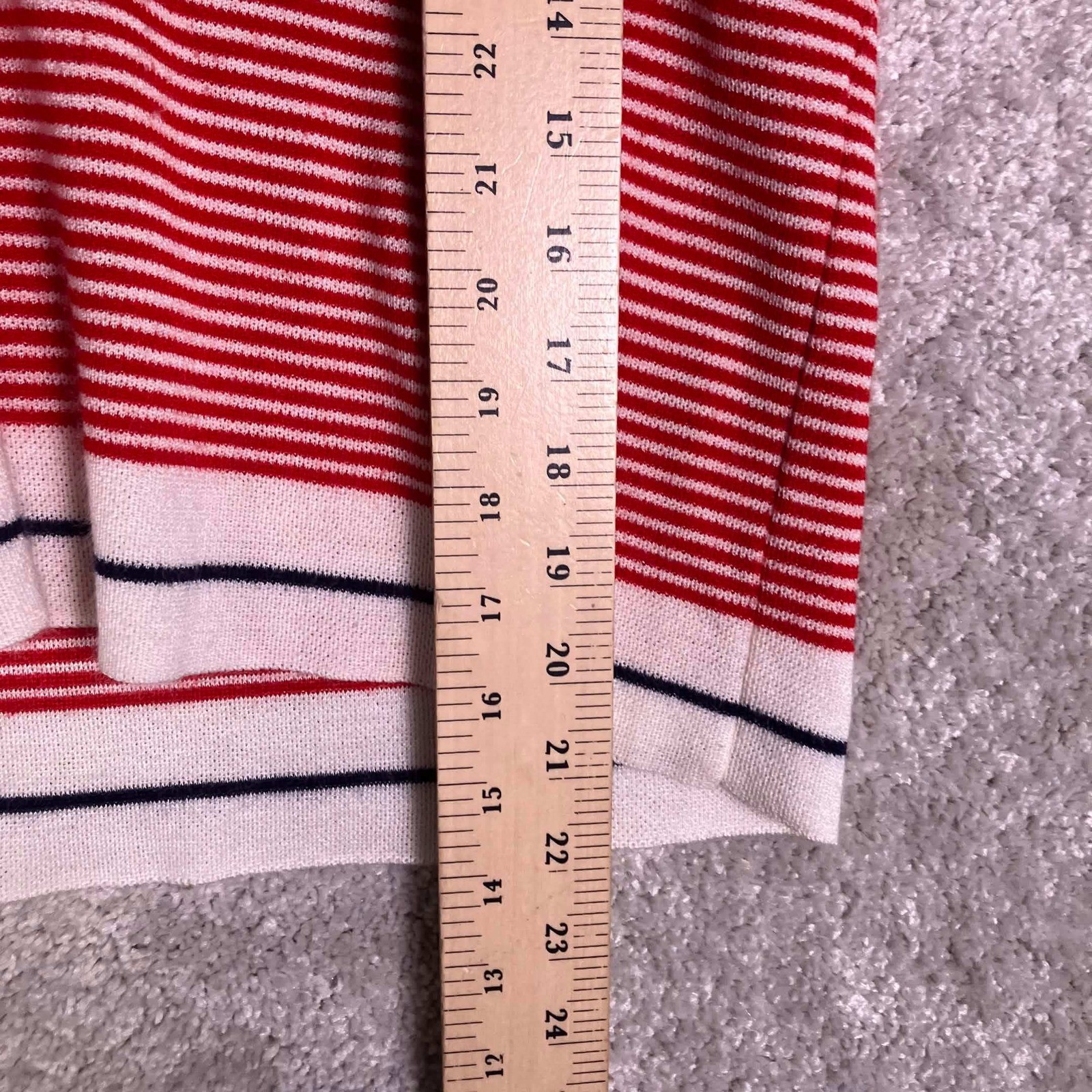 Vintage 80s Knit V-Neck Nautical Red White Striped Short Sleeve Sweater Retro