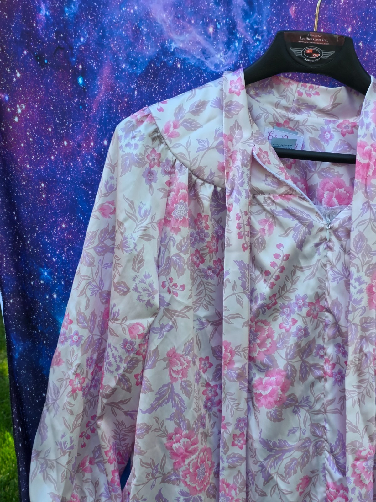 Vintage Evelyn Pearson Pink Floral flowers nightGown night gown Robe medium