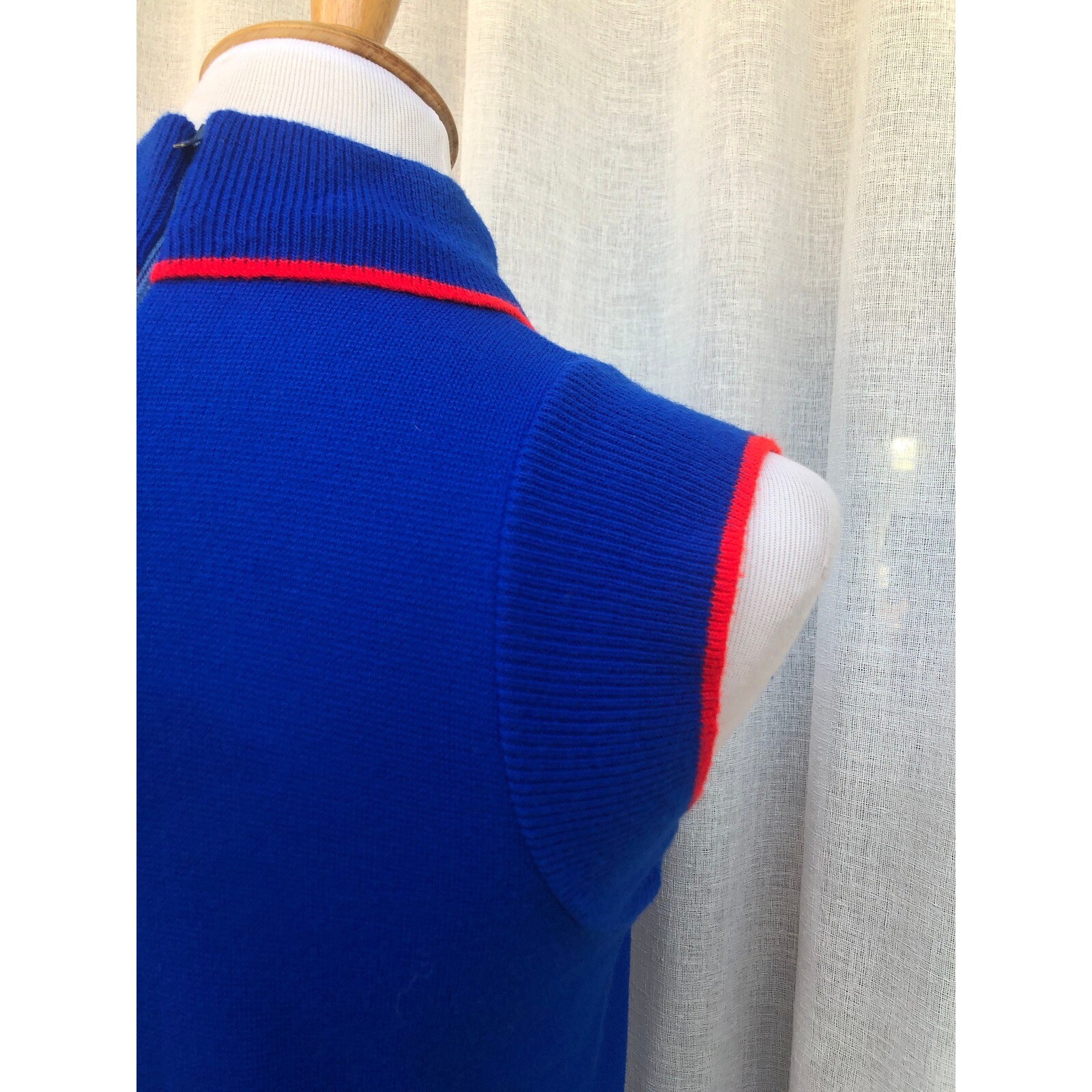 1960 Helen Whiting Sleeveless Blue With red knitted mini Dress