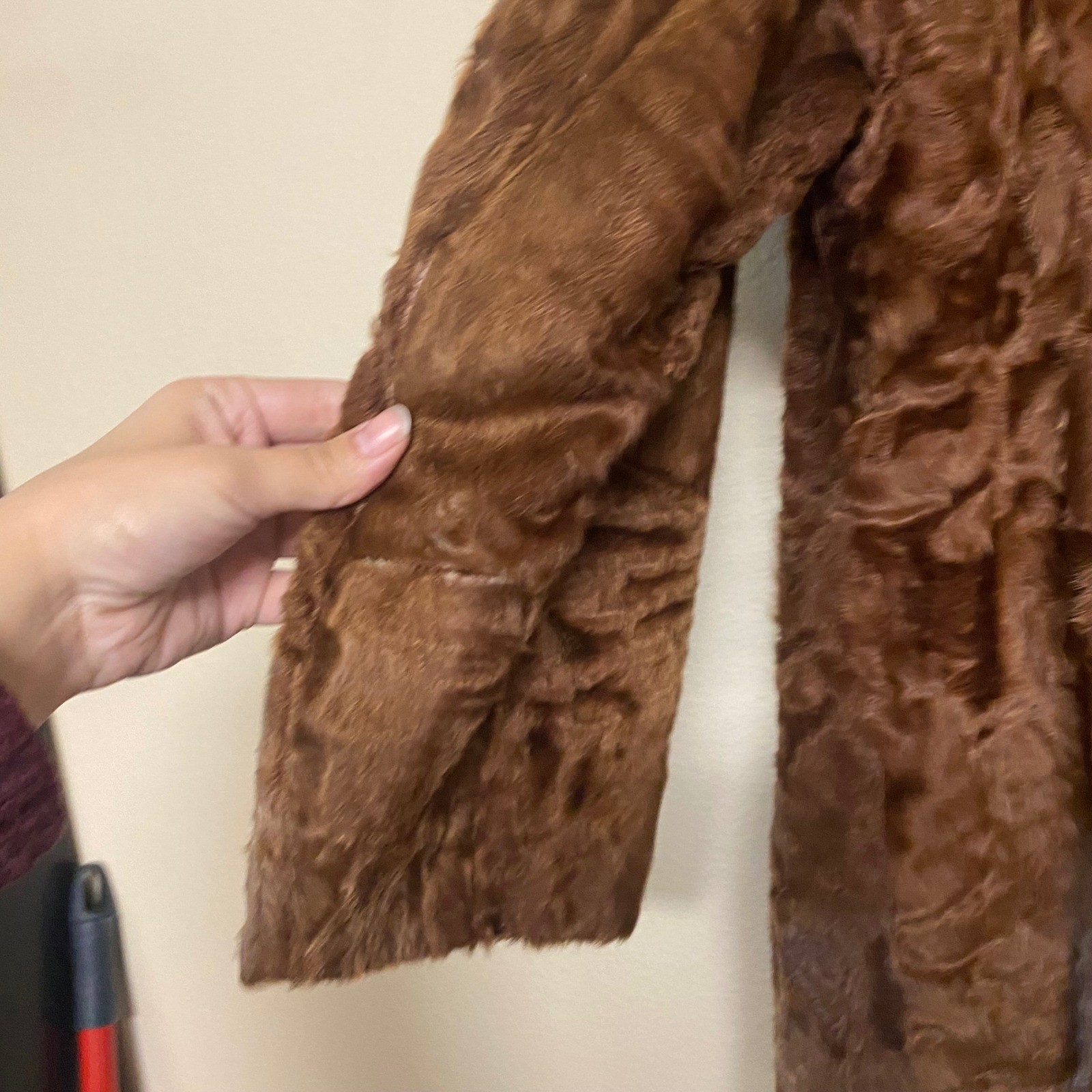 Vintage Mackenzie Furs Brown Mouton Fur Coat Jacket Milwaukee New York