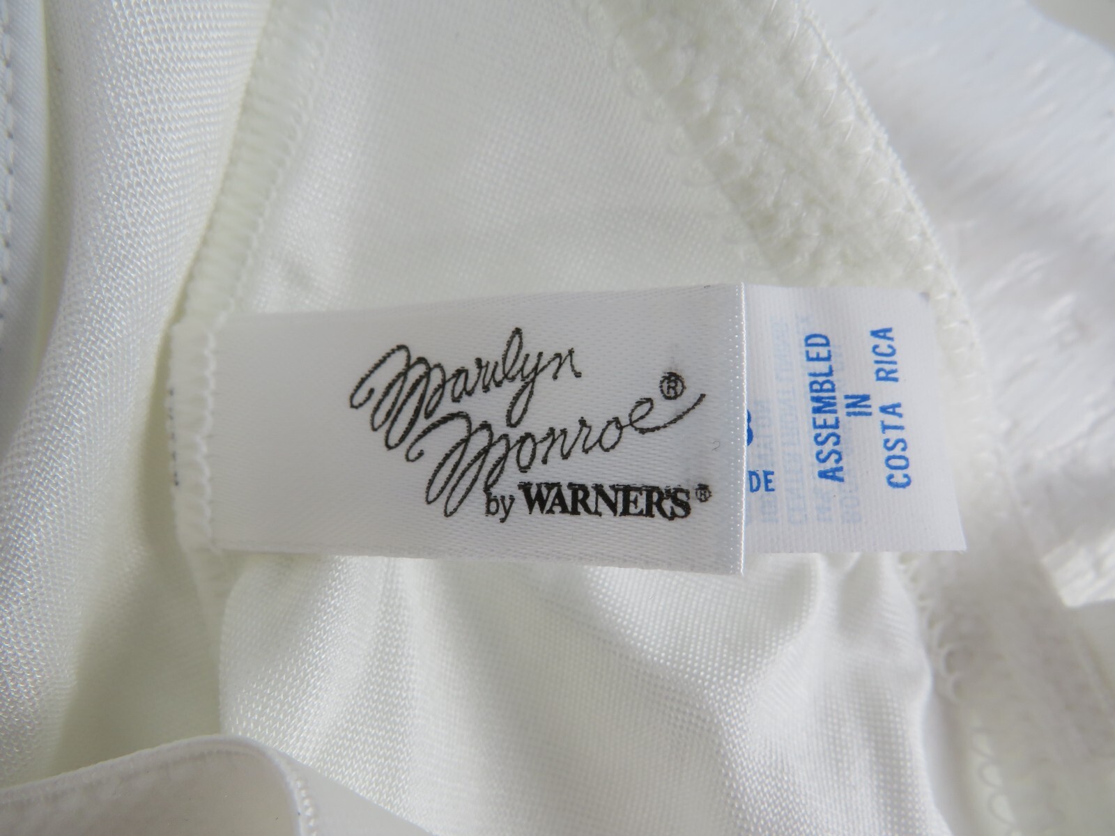 Marilyn Monroe Warners 36B Style 7711 Camisole With Underwire lingerie