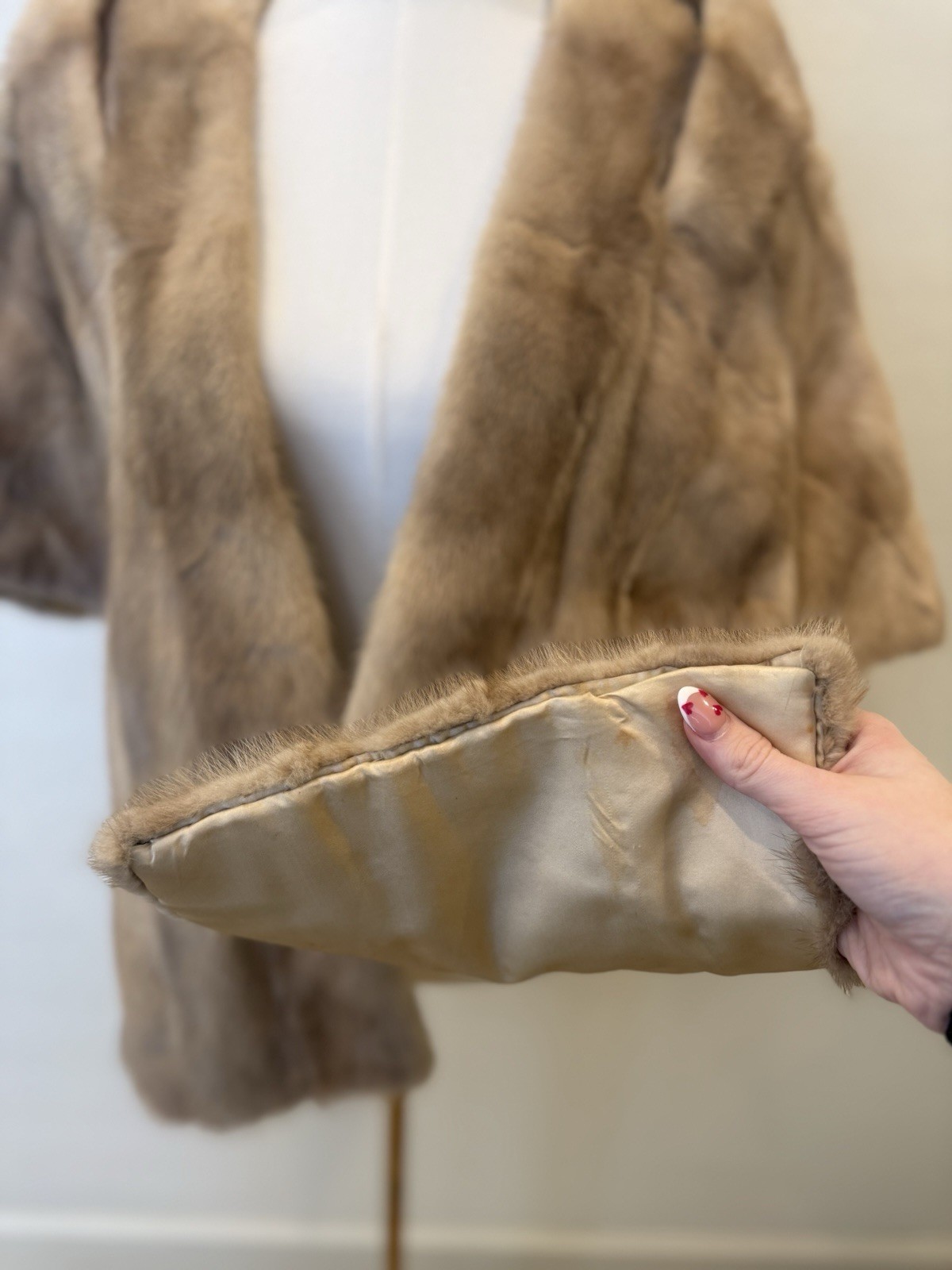 Vintage Dark Blonde Mink Women’s Stole/Cape One Size Fits Most