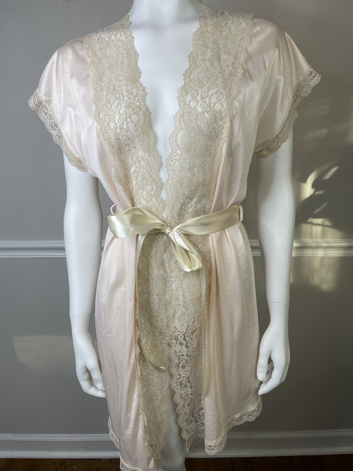 Vintage Soft Moment NY Pink Tan Nylon Lace Ribbon Sexy Night Gown Robe Size Med