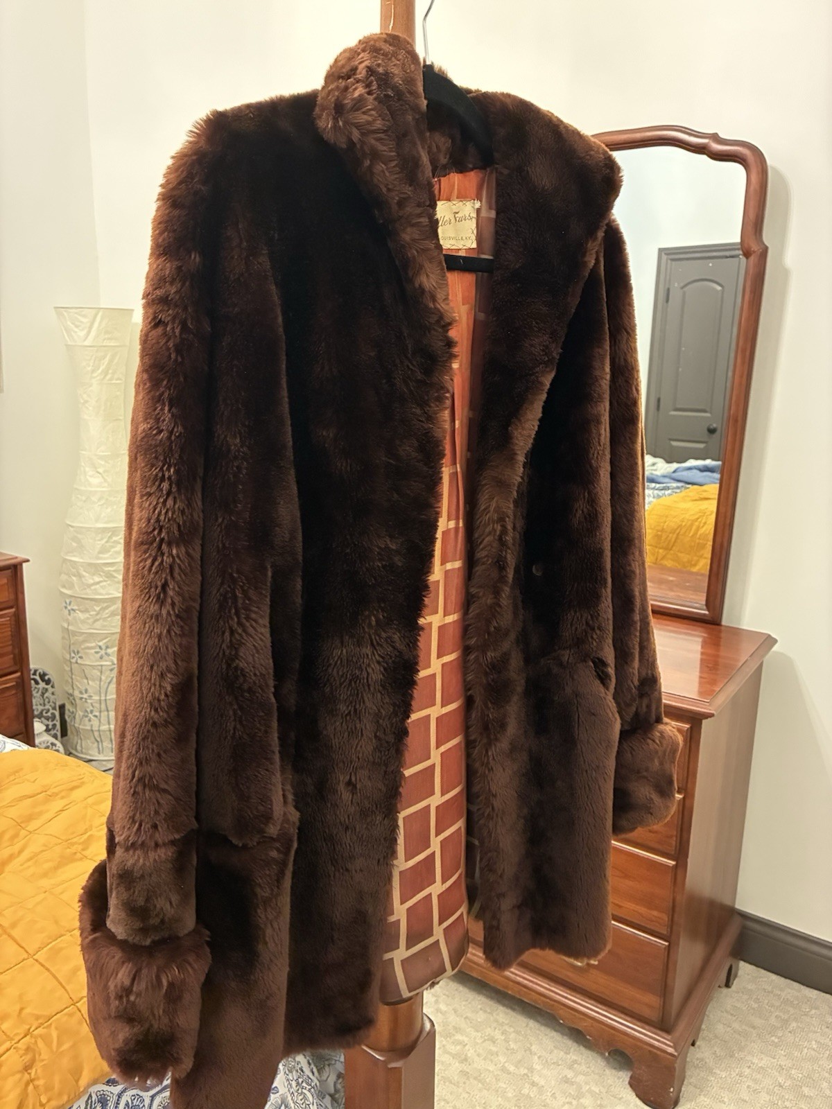 Pryweller Furs Brown Fur Coat Jacket – Fur Material Outerwear