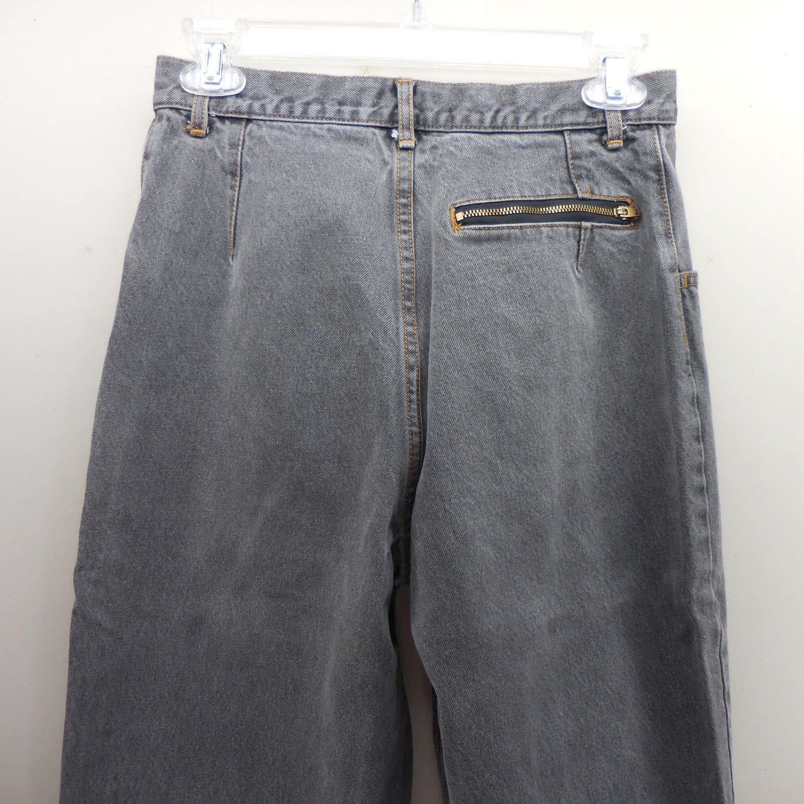 Vintage High Waisted Gray Tapered Leg Pleated Denim Mom Jeans 27×28 Zip Pocket