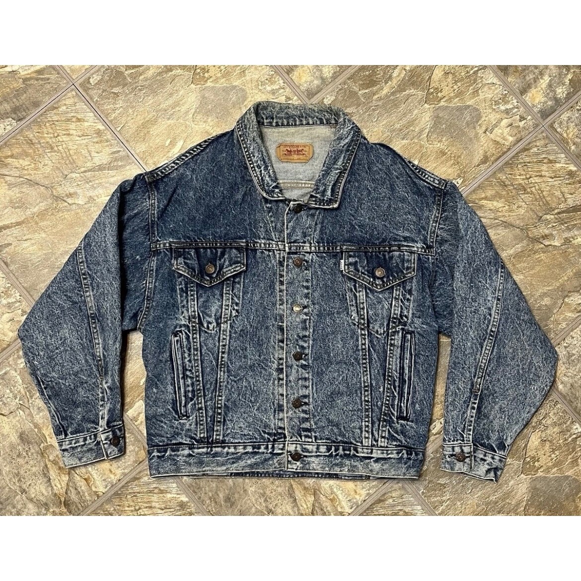 Levi’s Denim Trucker Jacket Women S Blue Vintage Acid Wash 75068-0219 USA