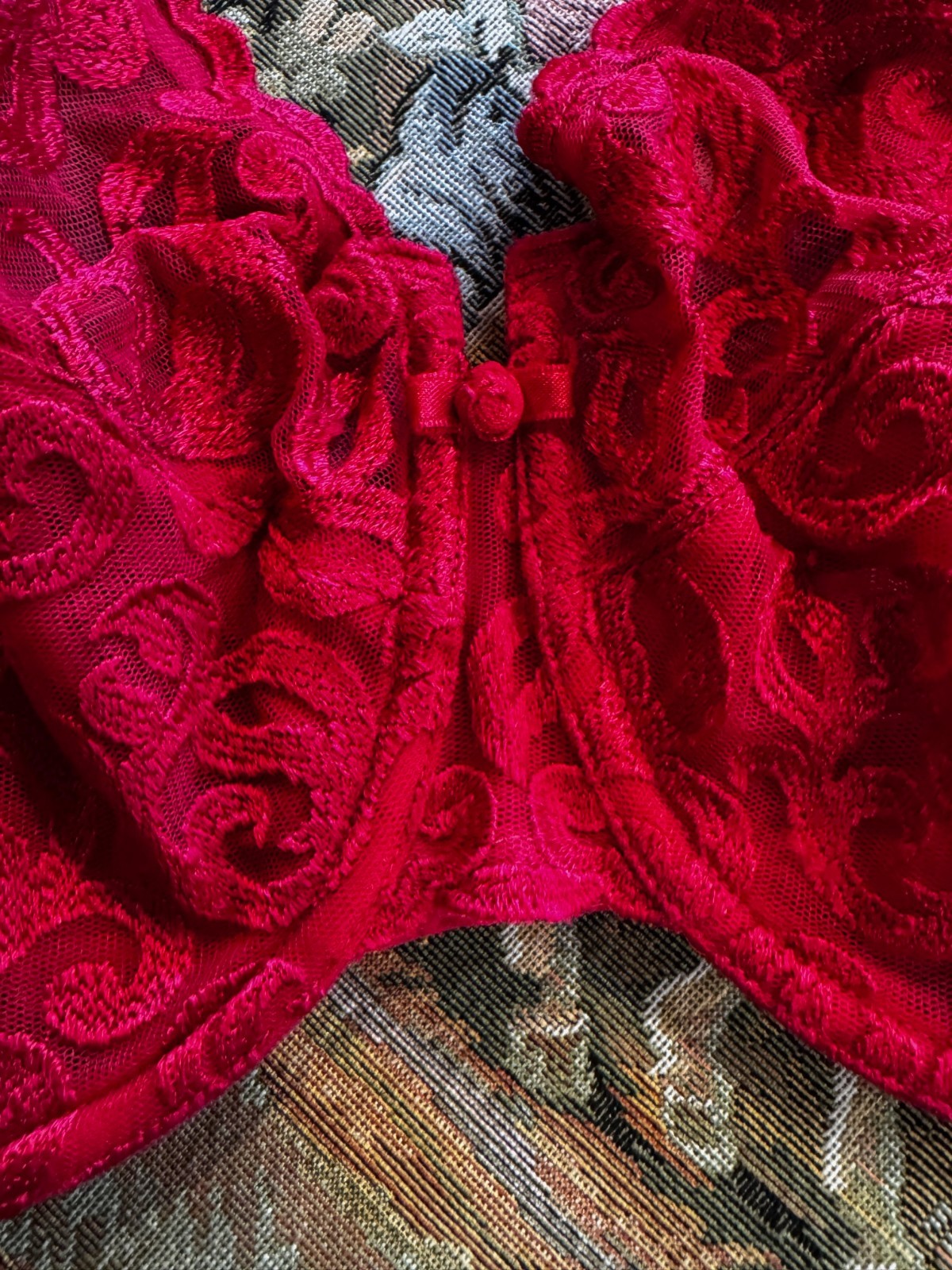 VINTAGE WACOAL 85199 ~ RED ARABESQUE SEMI SHEER FULL FIGURE UNDERWIRE BRA 36DDD