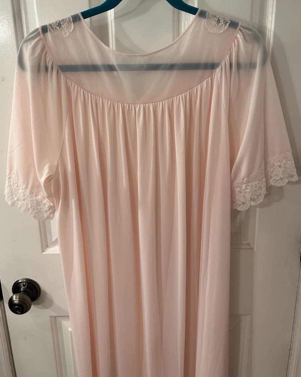 Vintage 2 Piece SHADOWLINE Pink Lace PEIGNOIR Robe (M) And Nightgown (L) Set