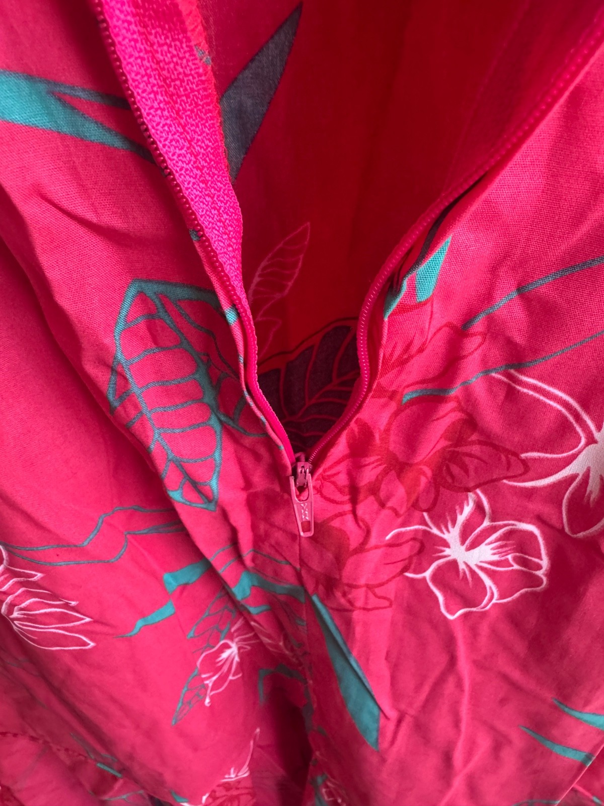 Vtg Hilo Hattie Dress Size 8 Pink Green Floral Print Long 1/2 Sleeve Hawaii