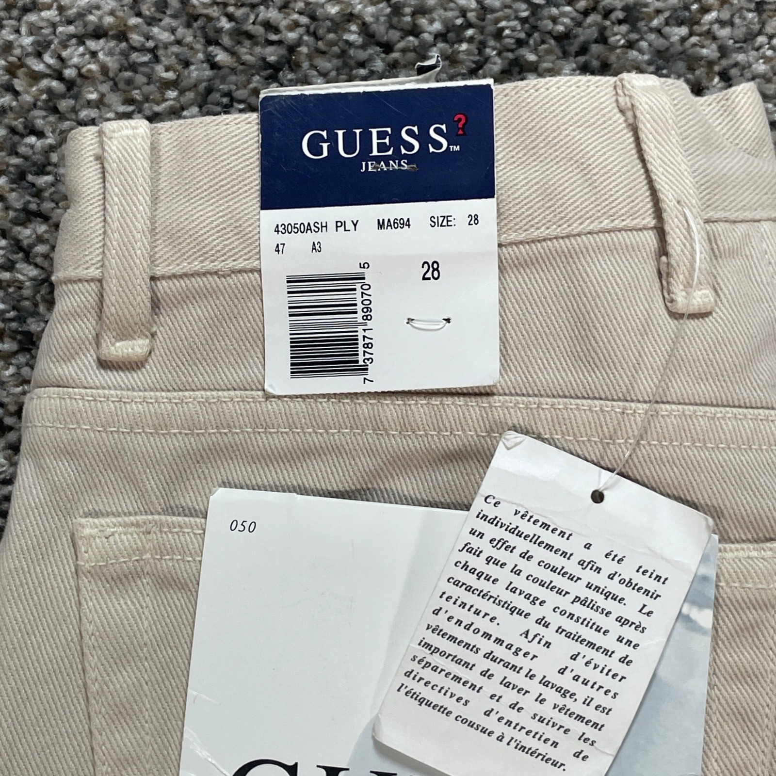 Vintage Guess Women’s 25×27 Jeans Narrow Leg Beige Khaki Cotton 43050ASH PLY