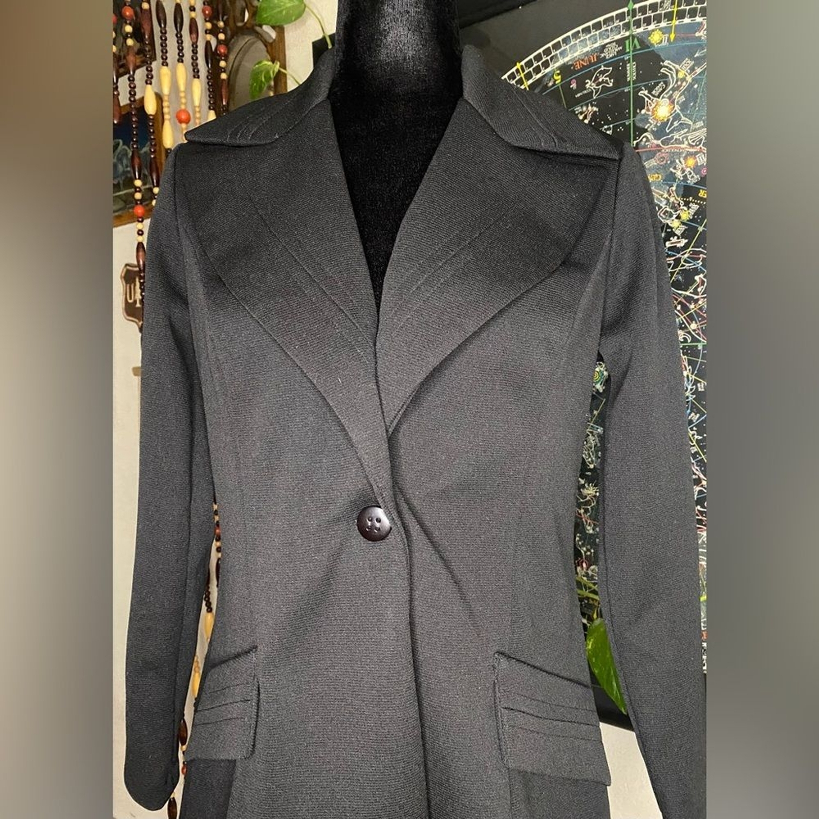 Vintage 1970’s First Edition Dallas Polyester Blazer. Rad Pointed collar! S/M