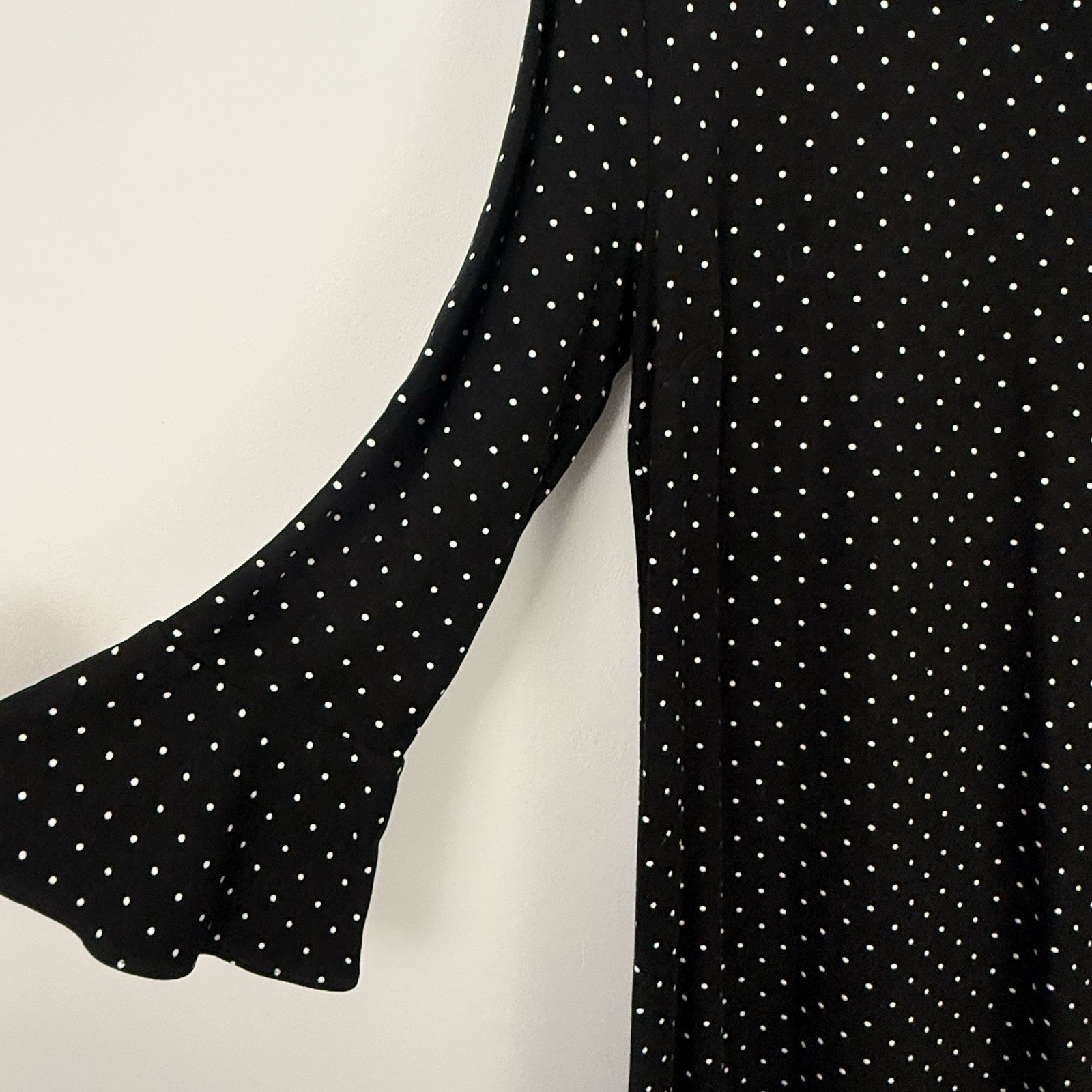 OLD NAVY Polka Dot Dress Medium Womens Black White Mini Preppy Stretch Knit