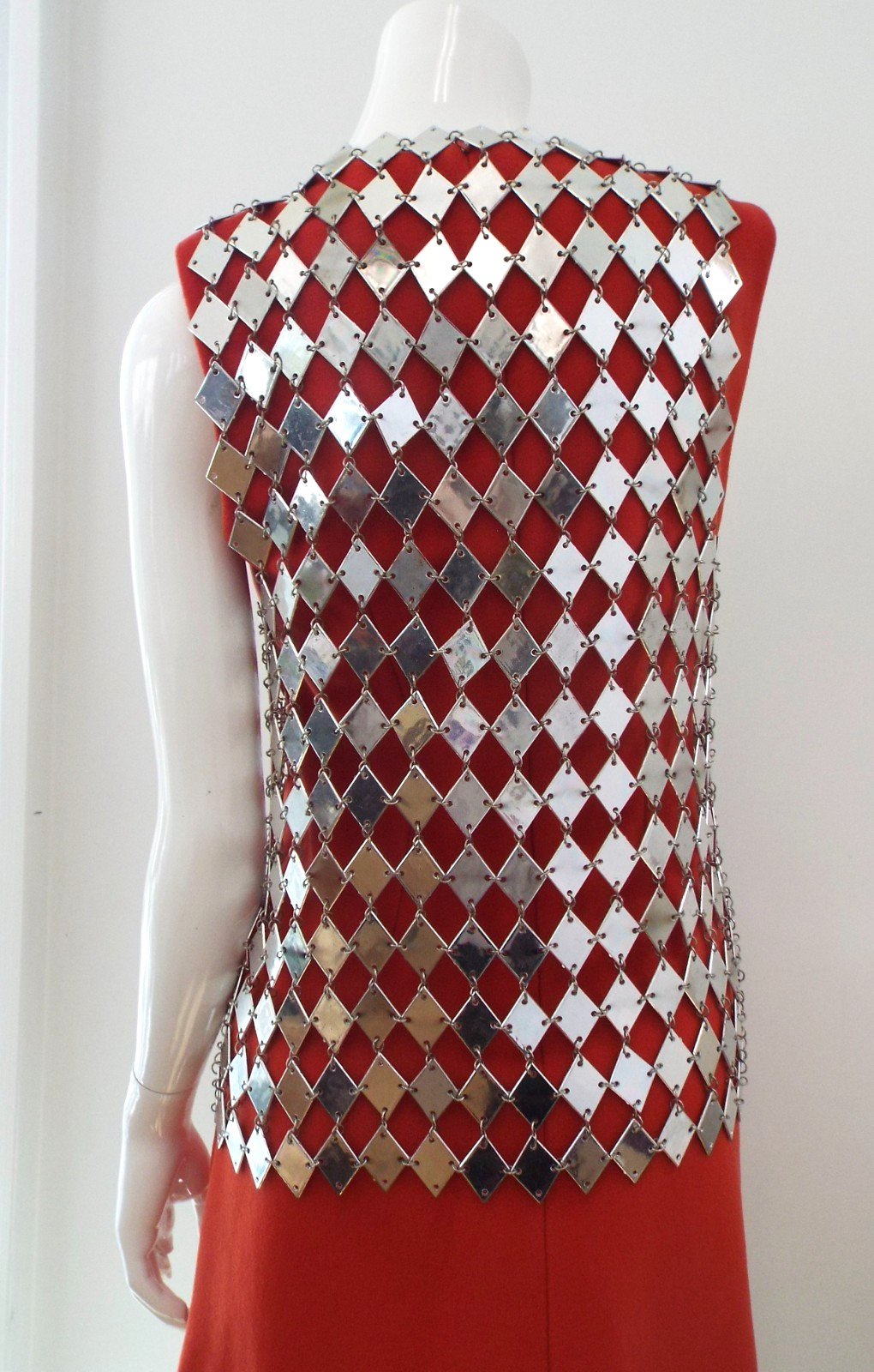 VTG 1960s Silver Tone Chainmail Long Vest Top Mirror Finish Paillette Chain Mail