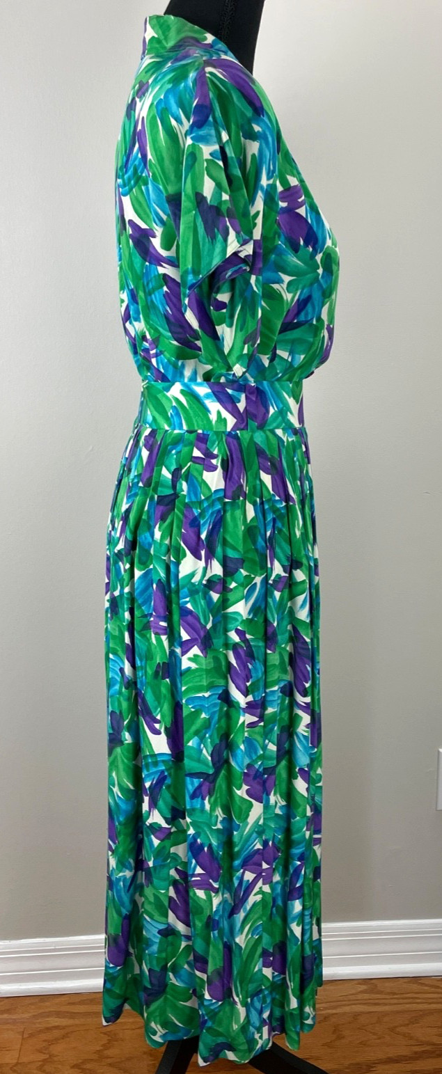 Vintage Miss O Oscar de la Renta Silk Blouse and Skirt Size 4 Pockets Floral