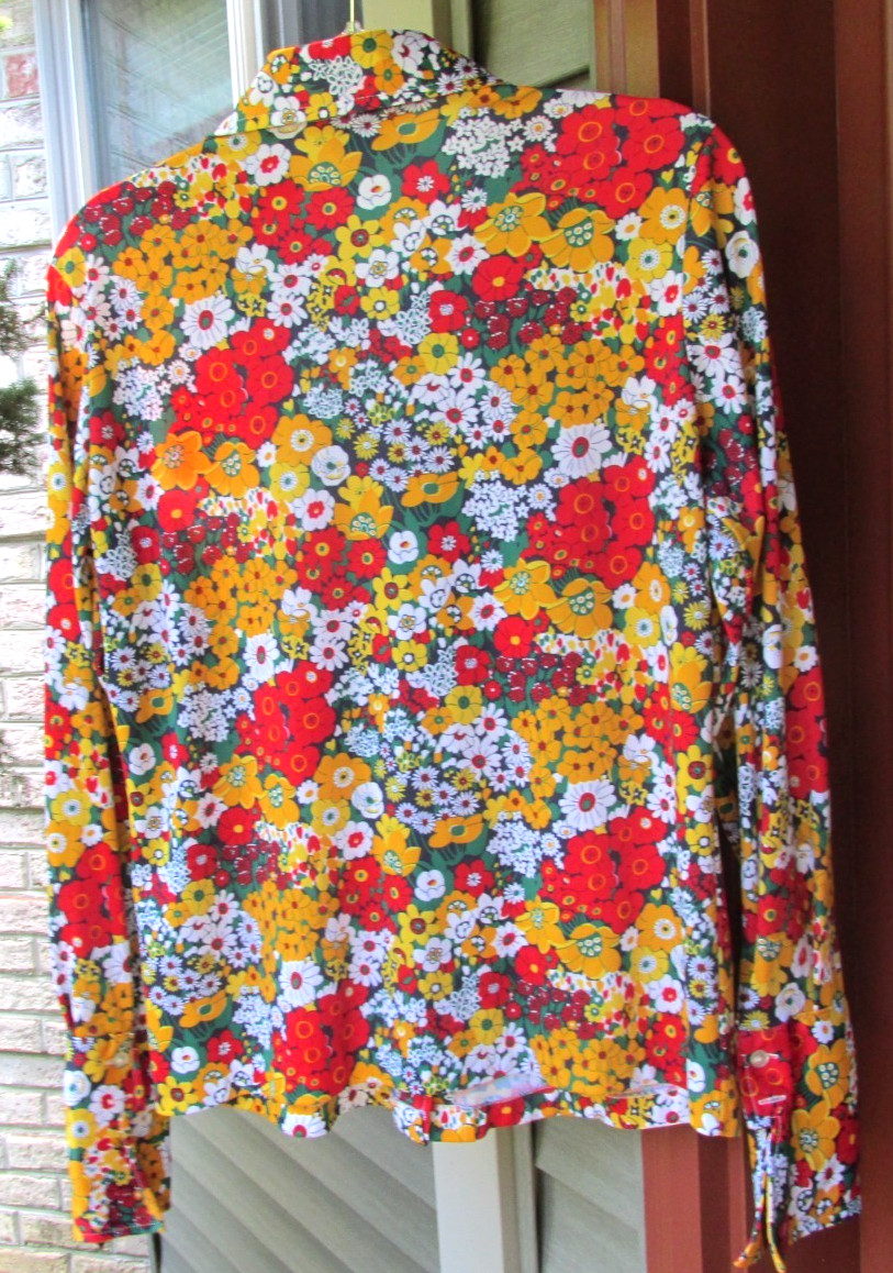 1970s Mod Flower Power Daisies Woman’s Sz 16 Shirt Pointed Collar Button Cuffs